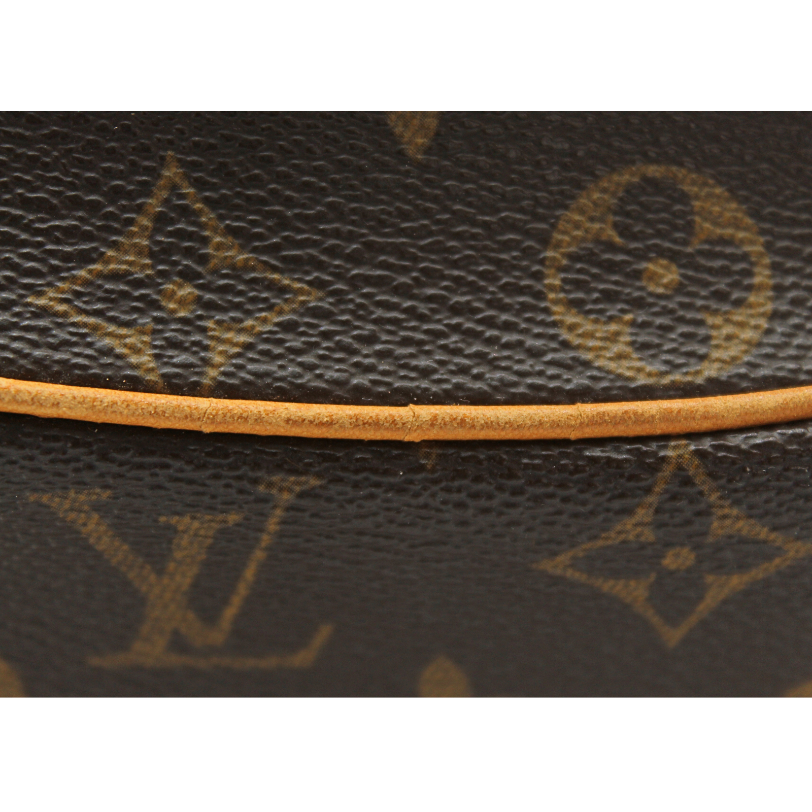 Boulogne 30 Monogram Shoulder Bag
