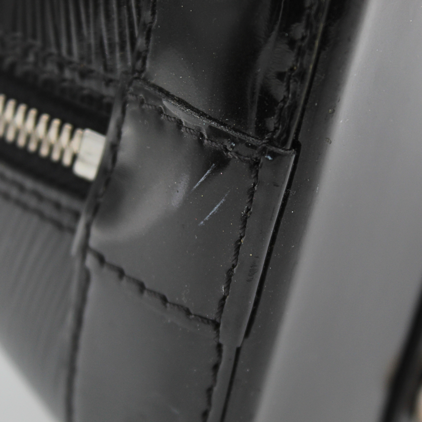 Alma PM Epi Electric Enamel Black Hand Bag