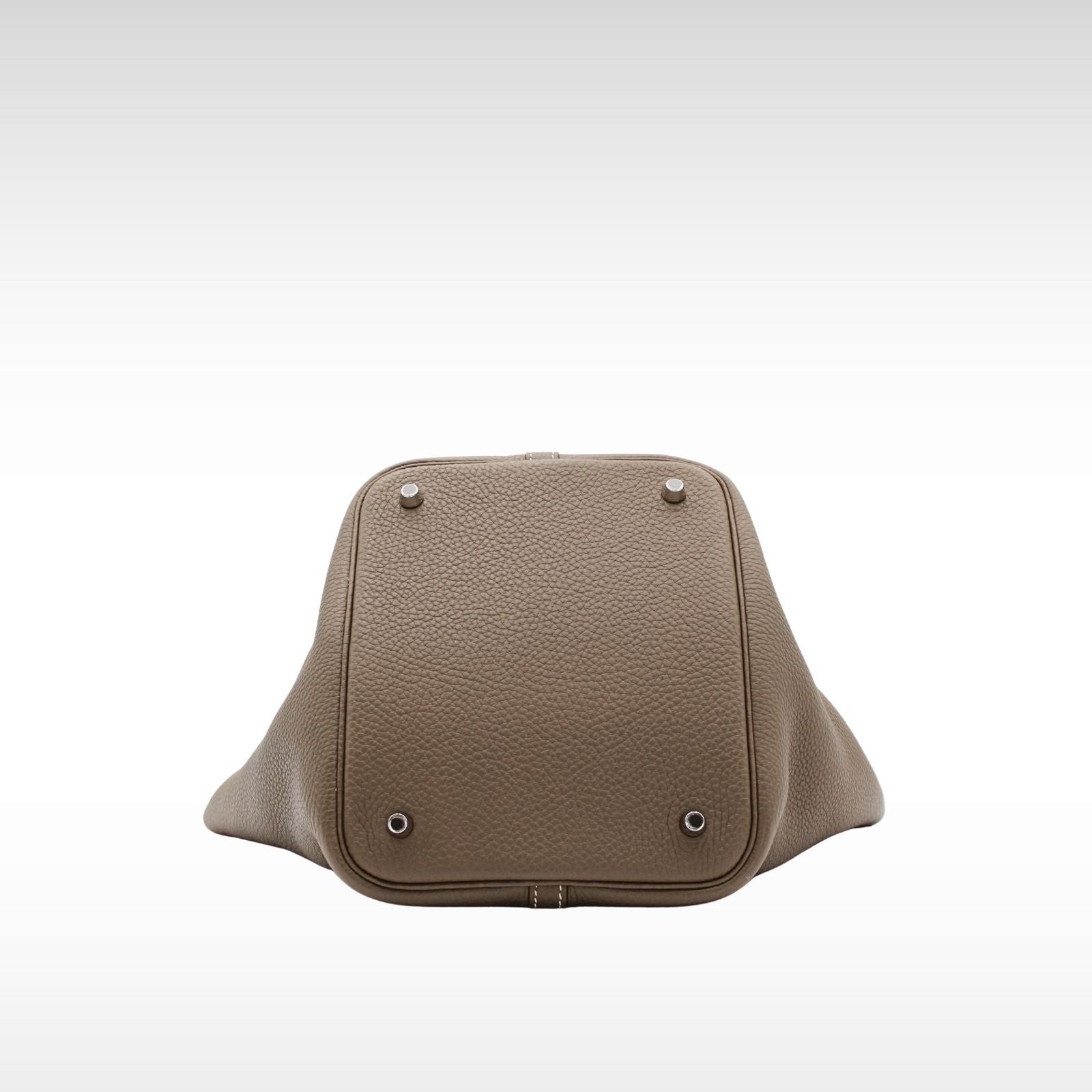 Picotin Lock 22 Taurillon Clemence Etoupe Hand Bag