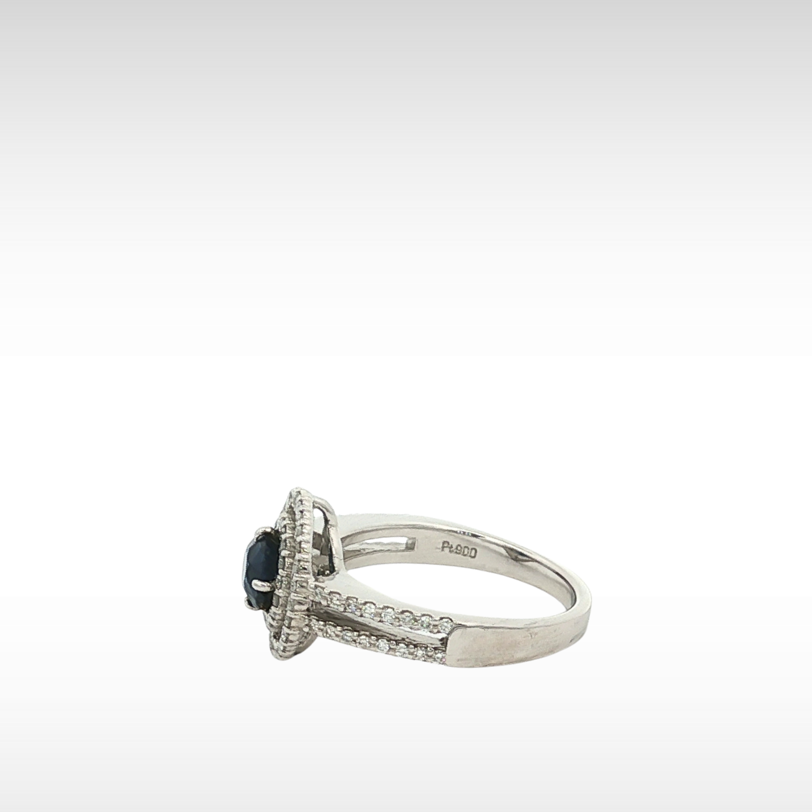 Saphire Diamond PT Ring 5.75