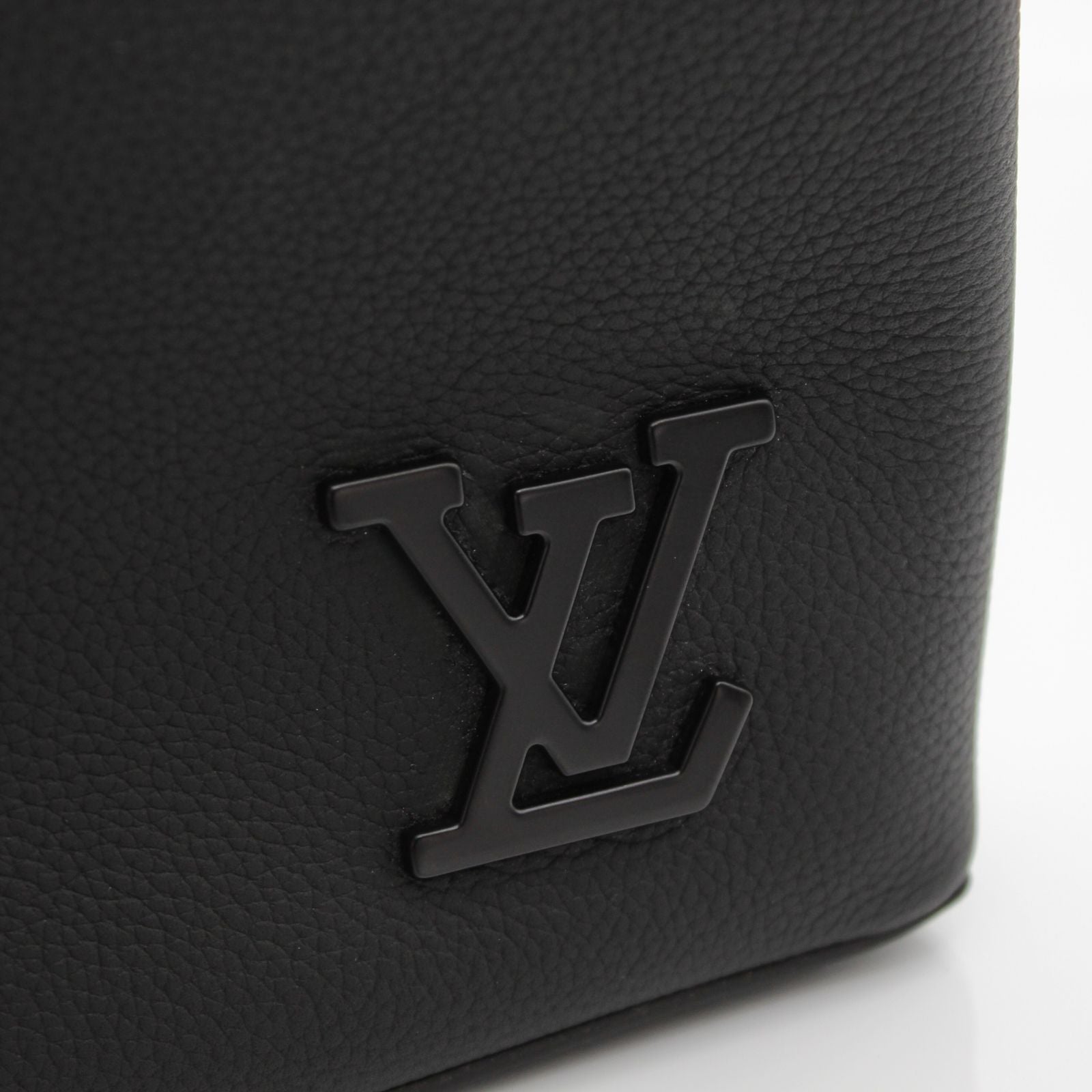 Pochette I Pad LV Aerogram Clutch Bag