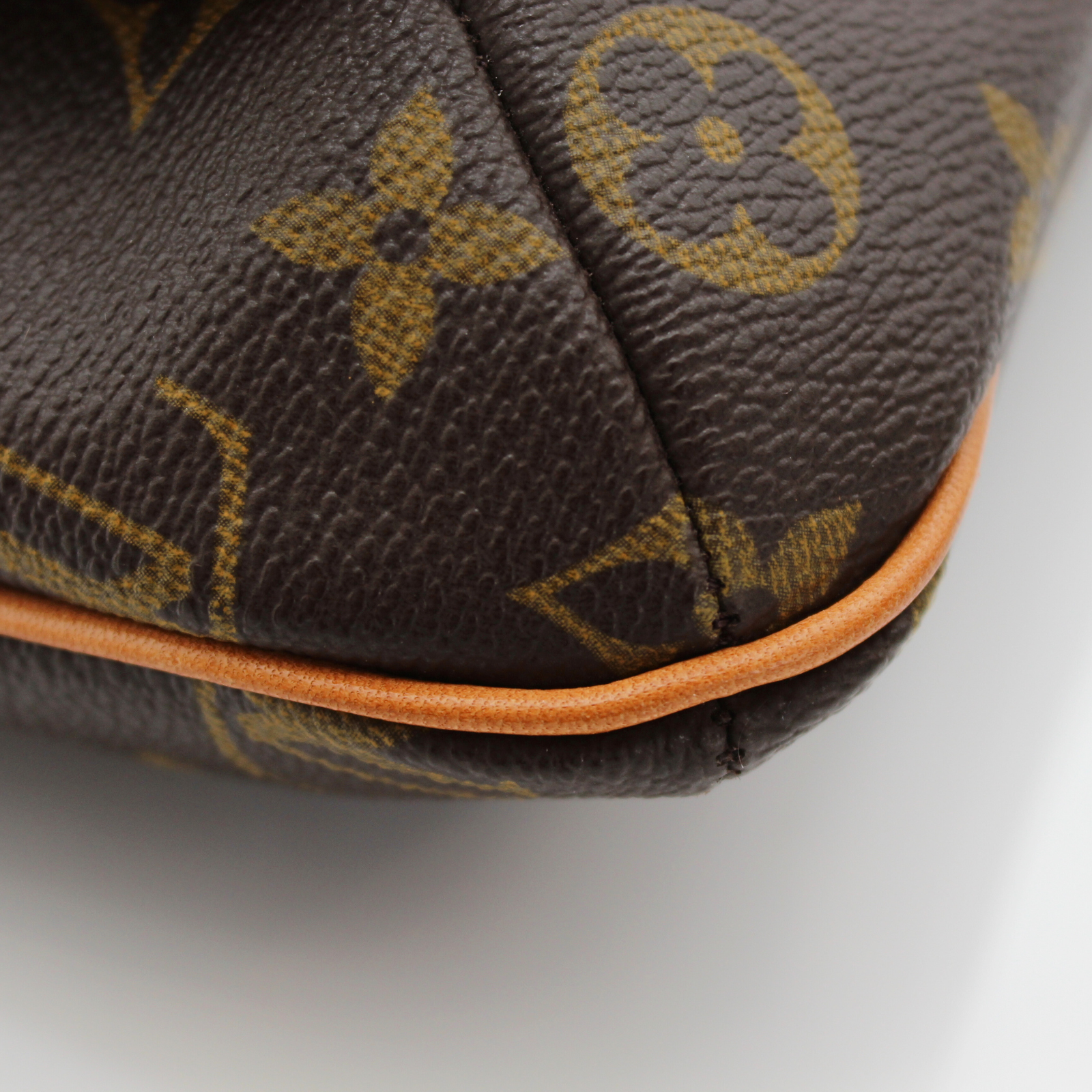 Musette Salsa Monogram Coated Canvas Marron Shoulder Bag