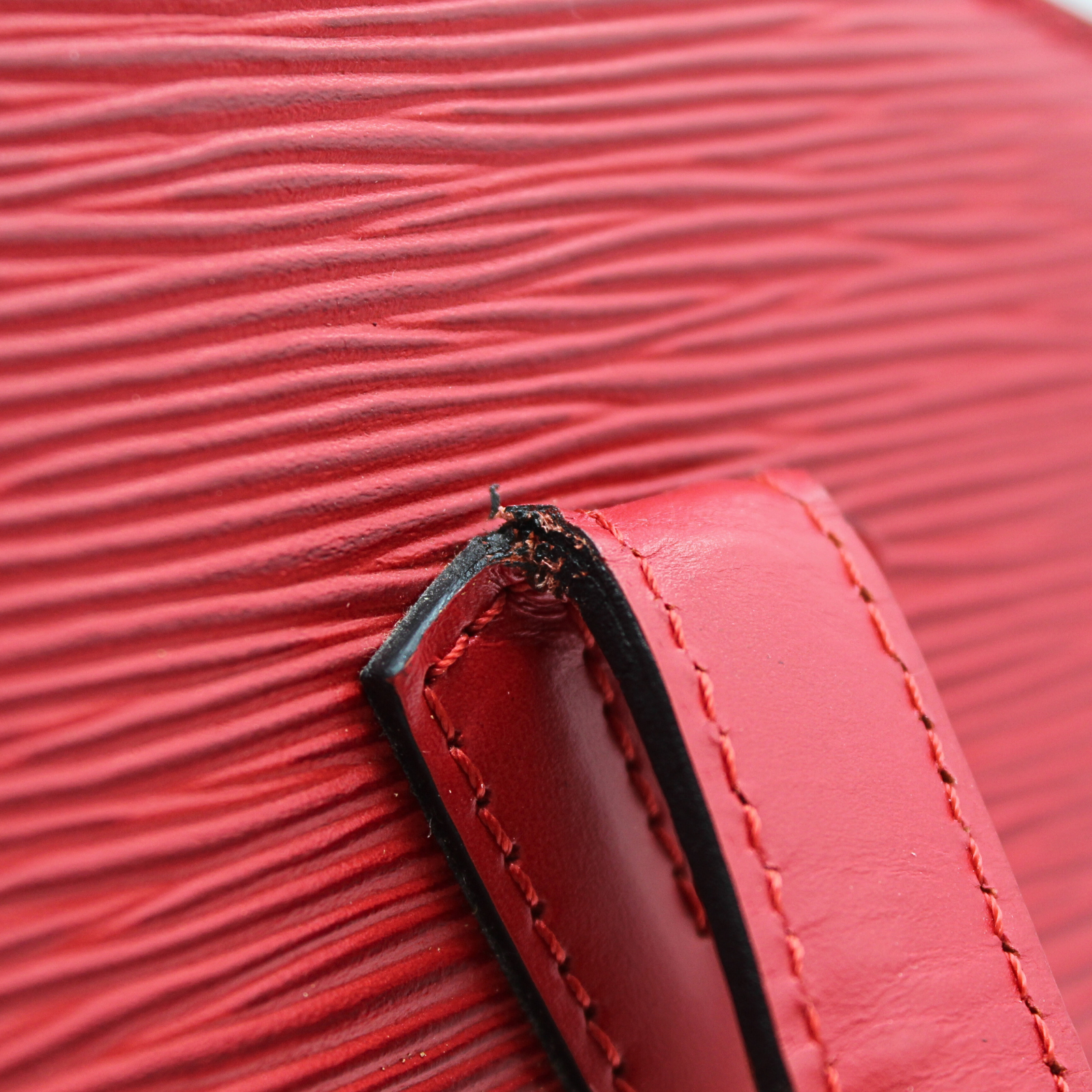 Saint Jacques Shopping Calf Red Shoulder Bag