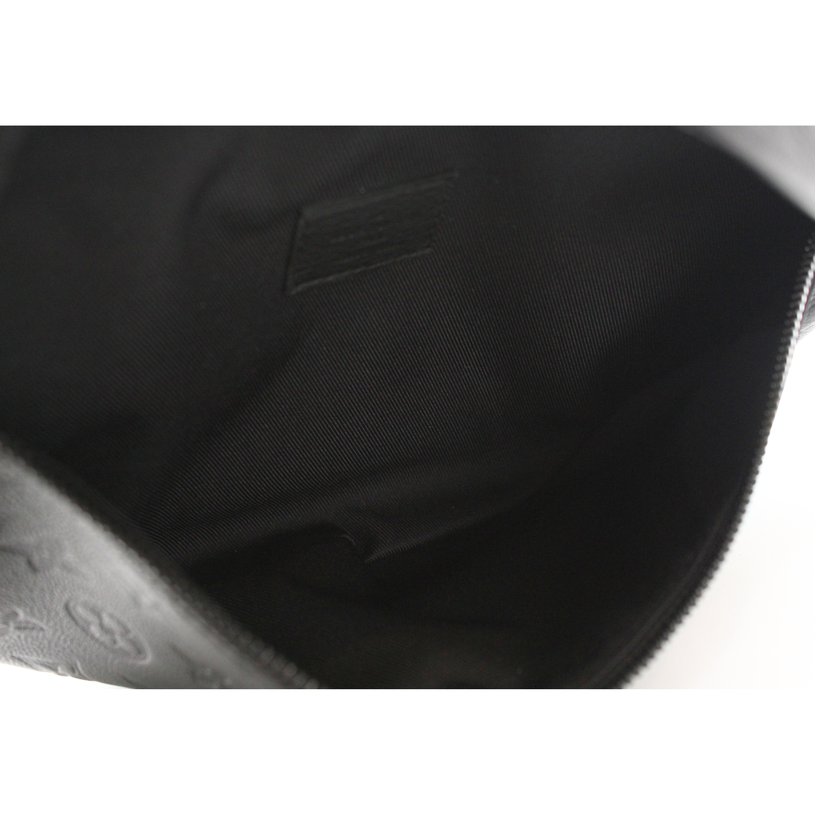 Discovery Bum Bag PM Monogram Shadow Belt Bag