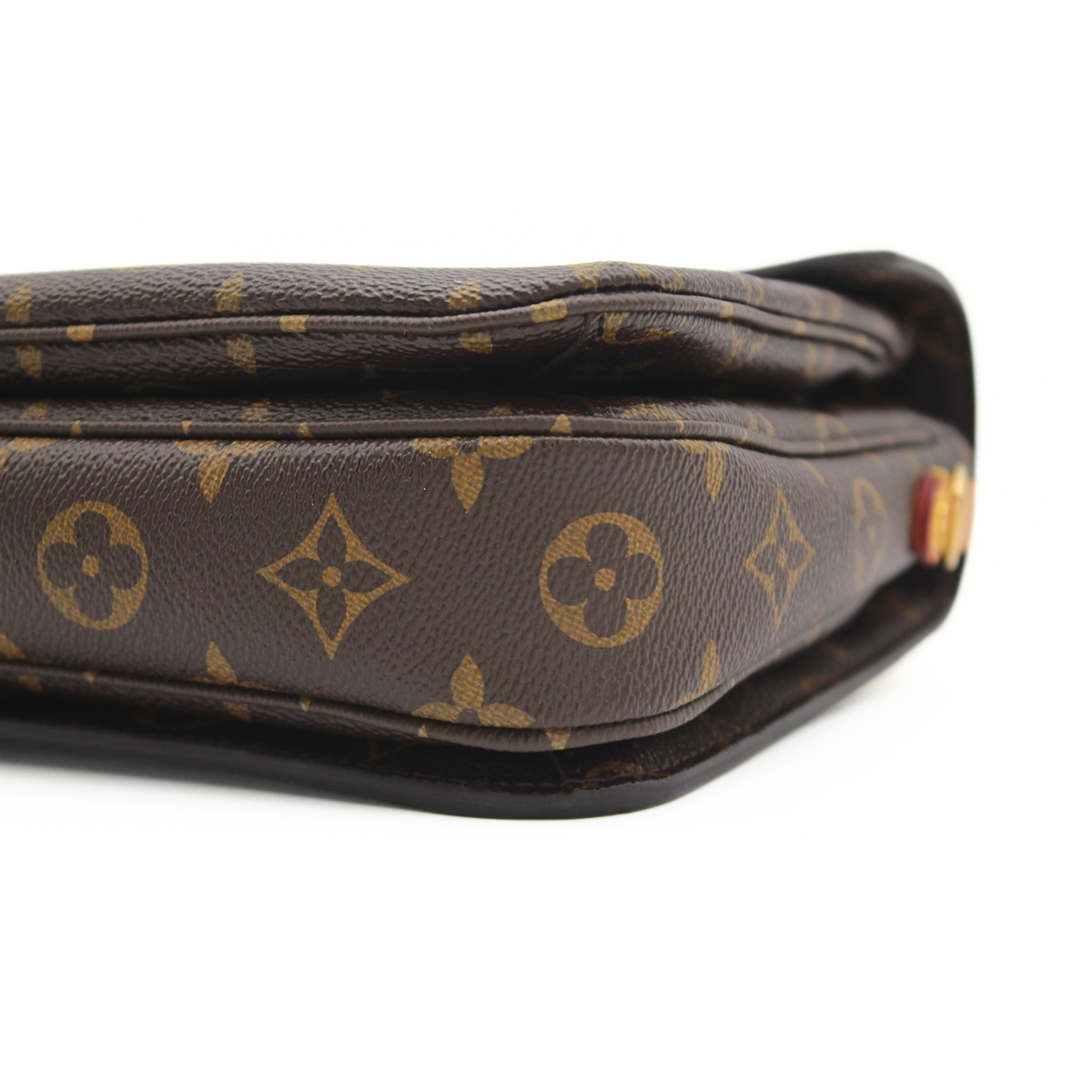 Pochette Metis MM Monogram Handbag