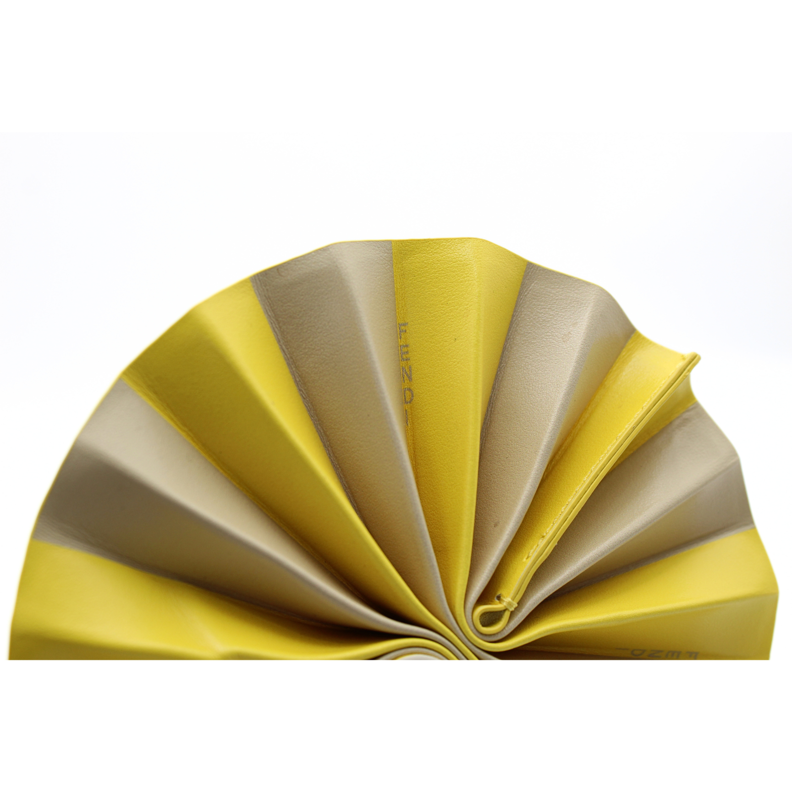 Fan Calf Yellow Charm
