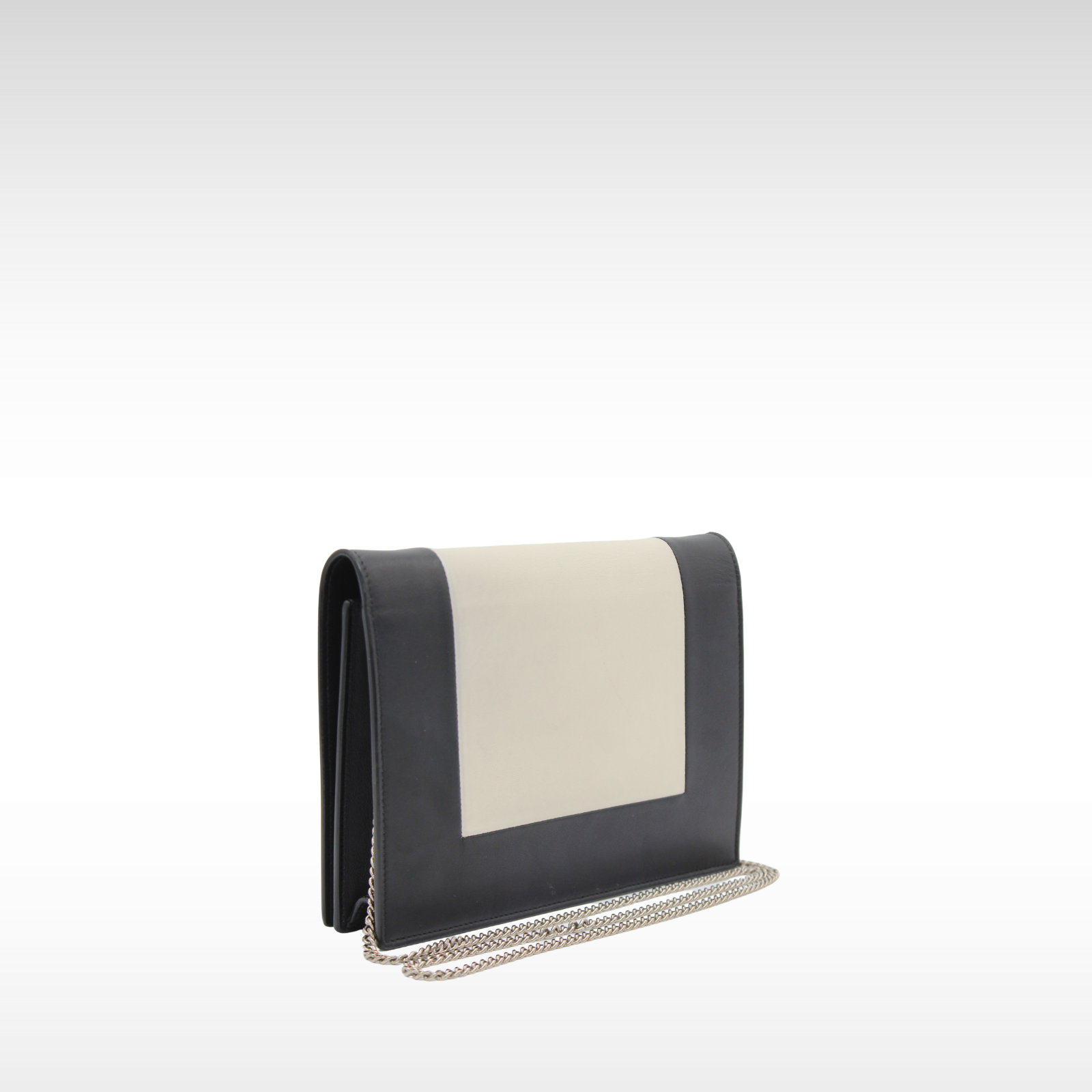 Frame Evening Calf Wallet on Chain