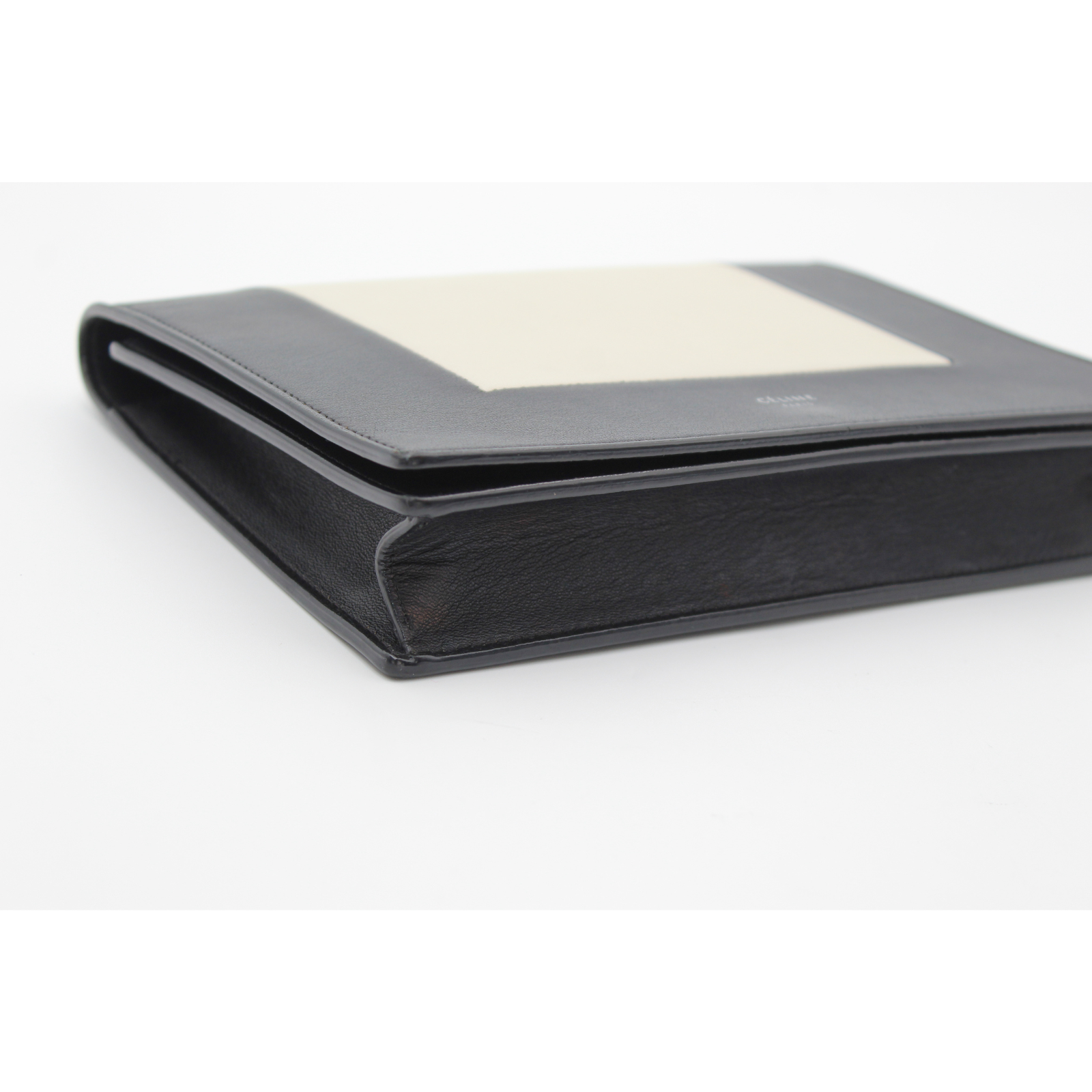 Frame Evening Calf Wallet on Chain