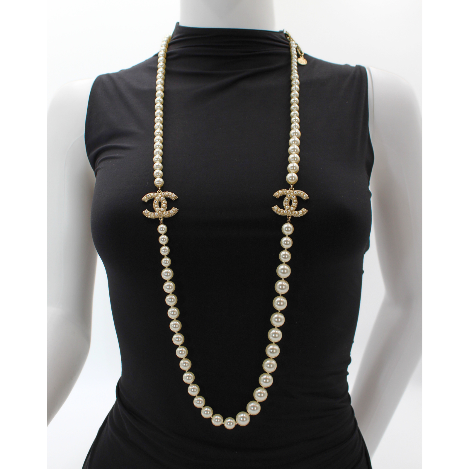 Metal White Necklace