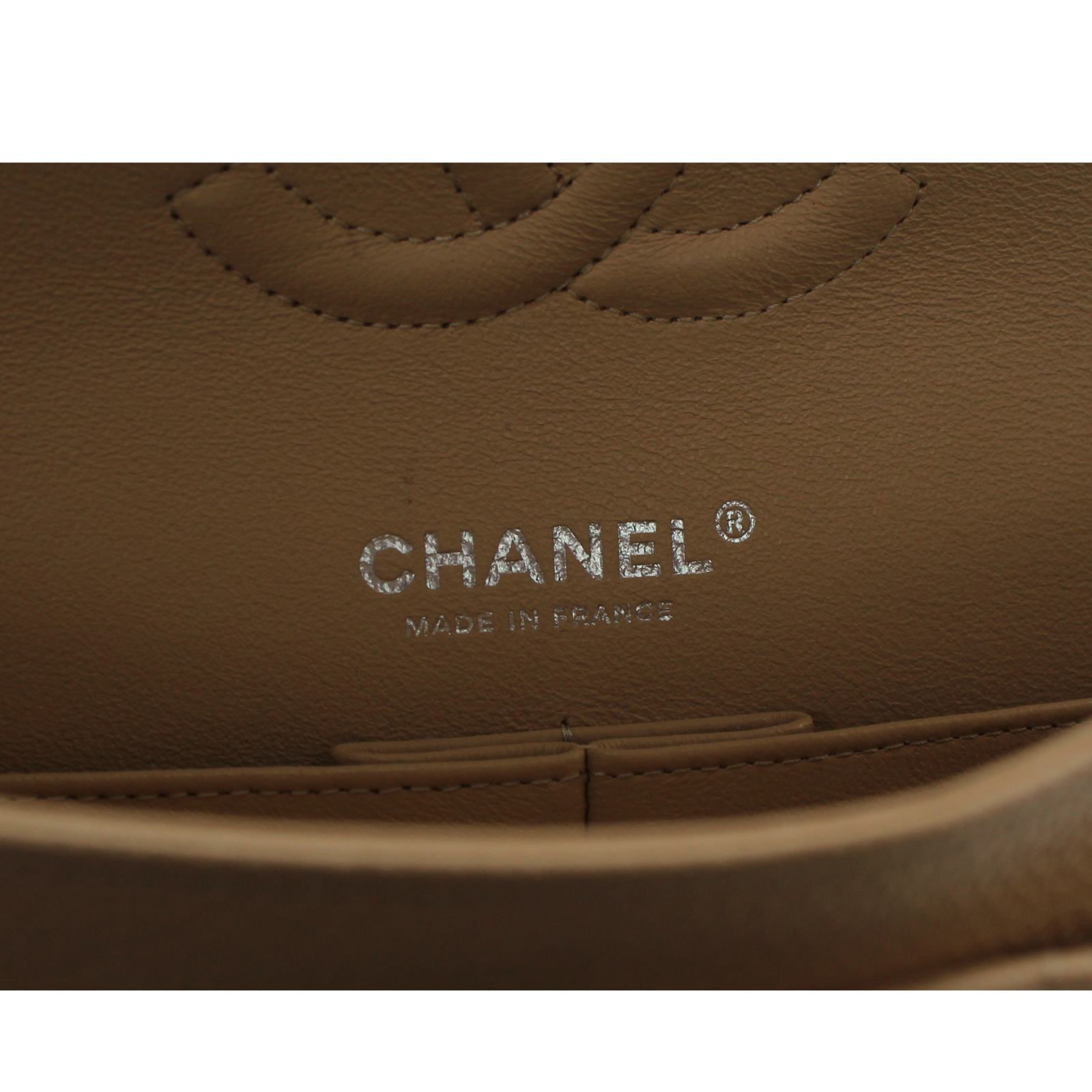 Classic Medium Caviar Beige Shoulder Bag