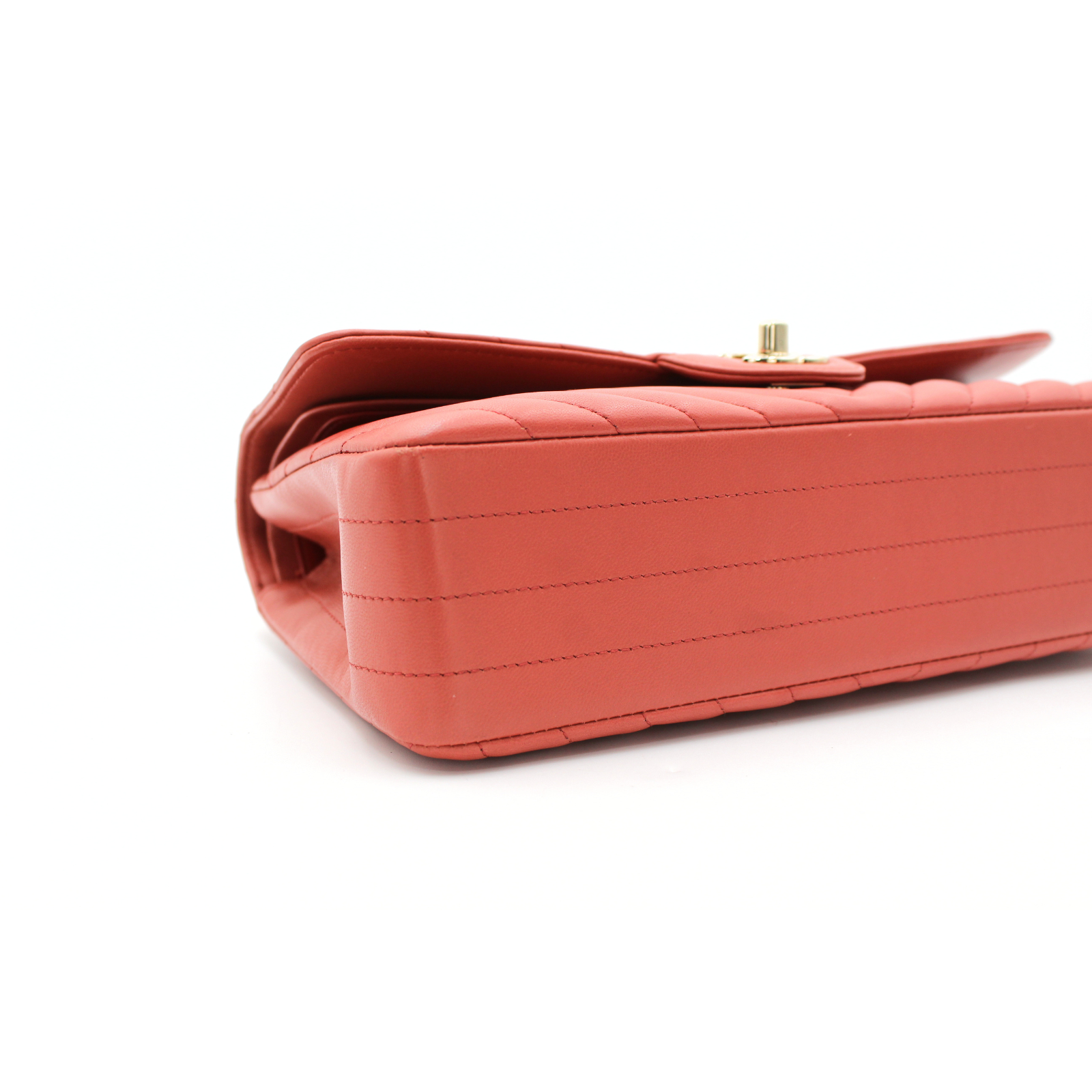Classic Chevron Lamb Pink Shoulder Bag