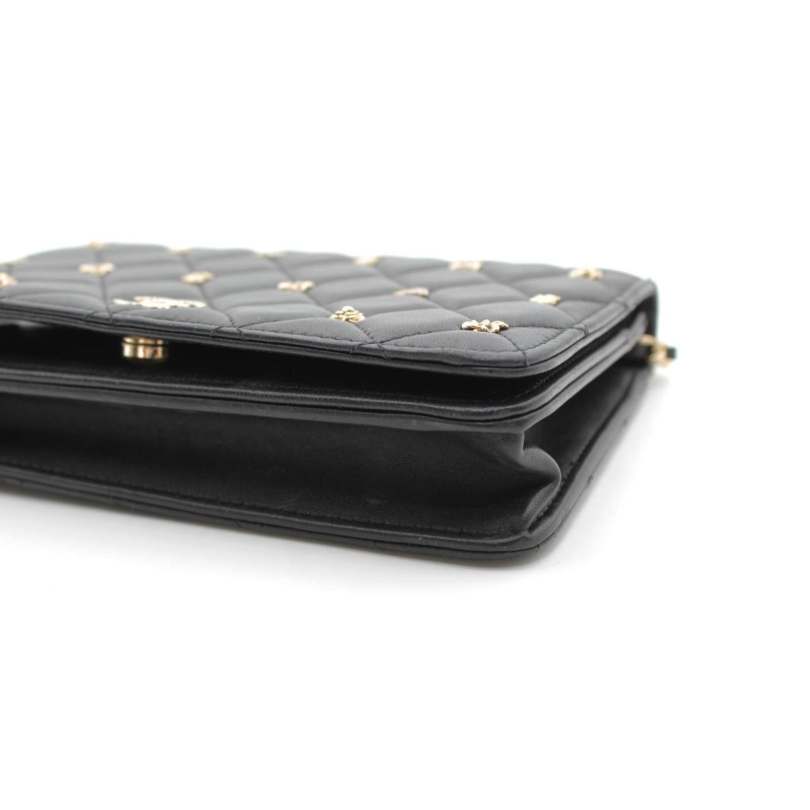 Matelasse Lamb Black Wallet on Chain