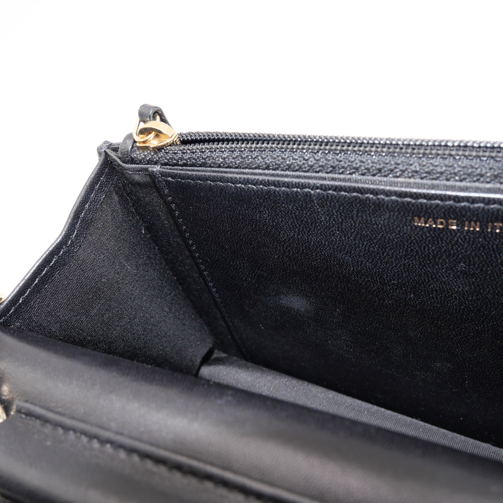 Matelasse Lamb Black Wallet on Chain