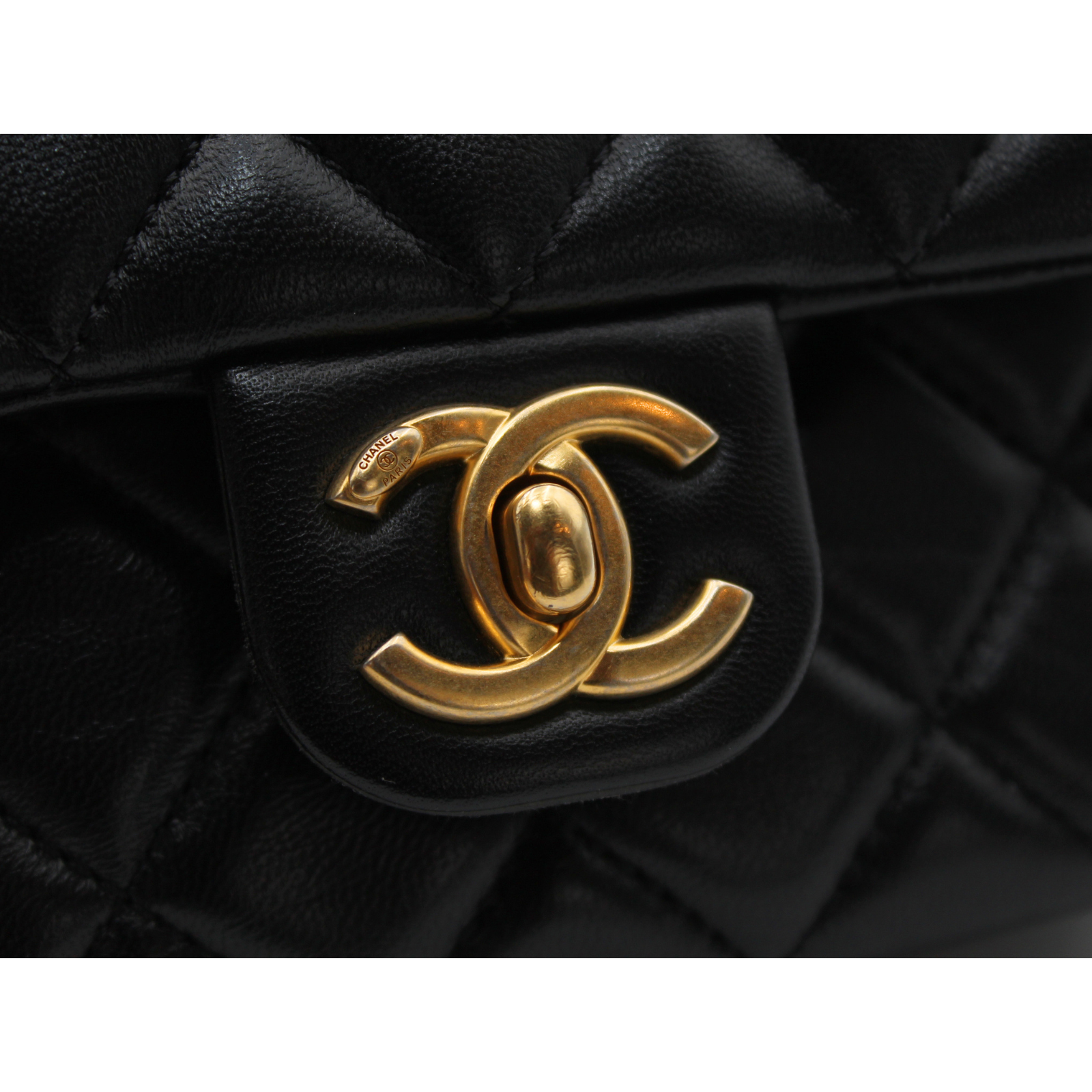 Coco De Toi Heart Mini Matelasse Lamb Shoulder Bag