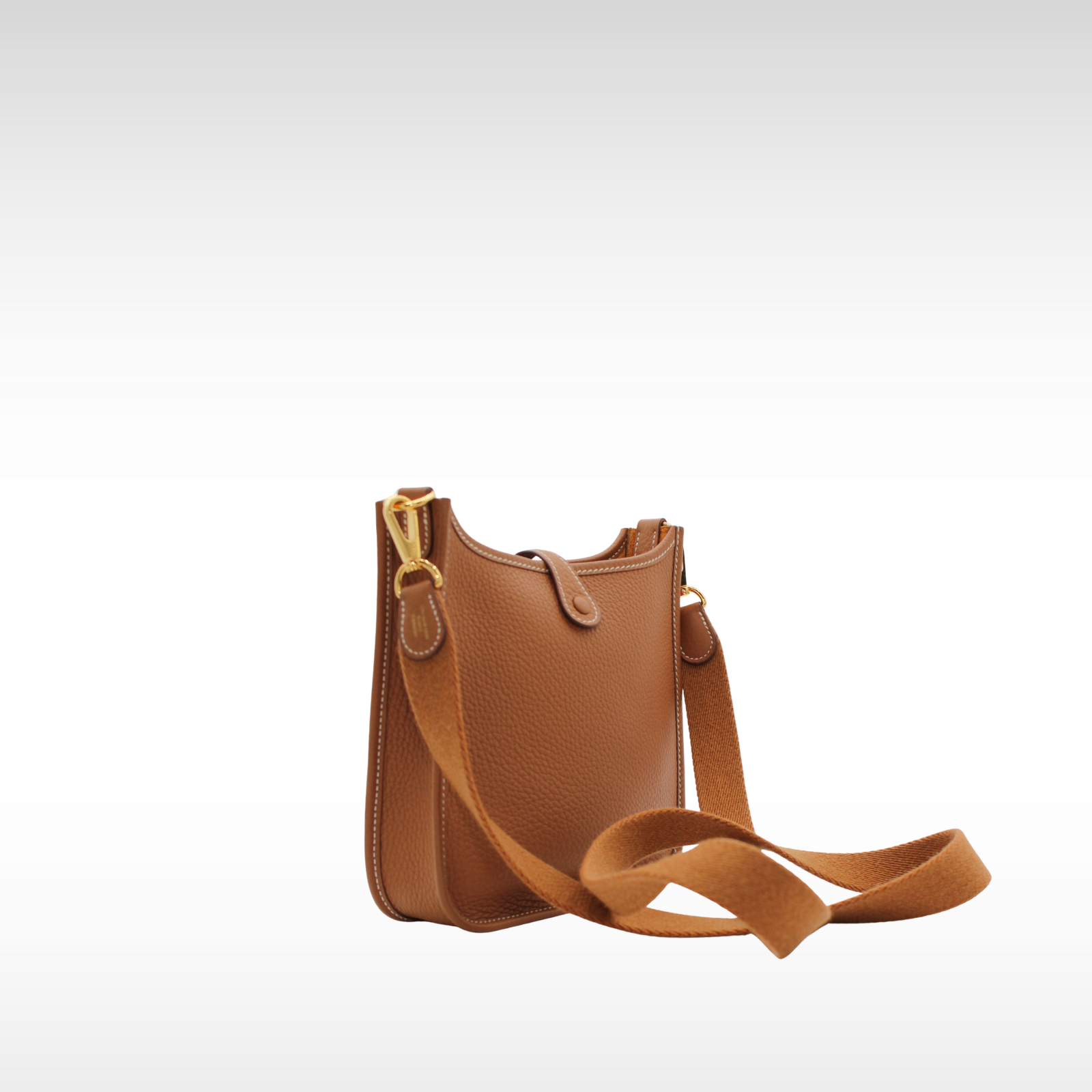 Evelyne Amazone 16 Taurillon Clemence Gold Crossbody Bag