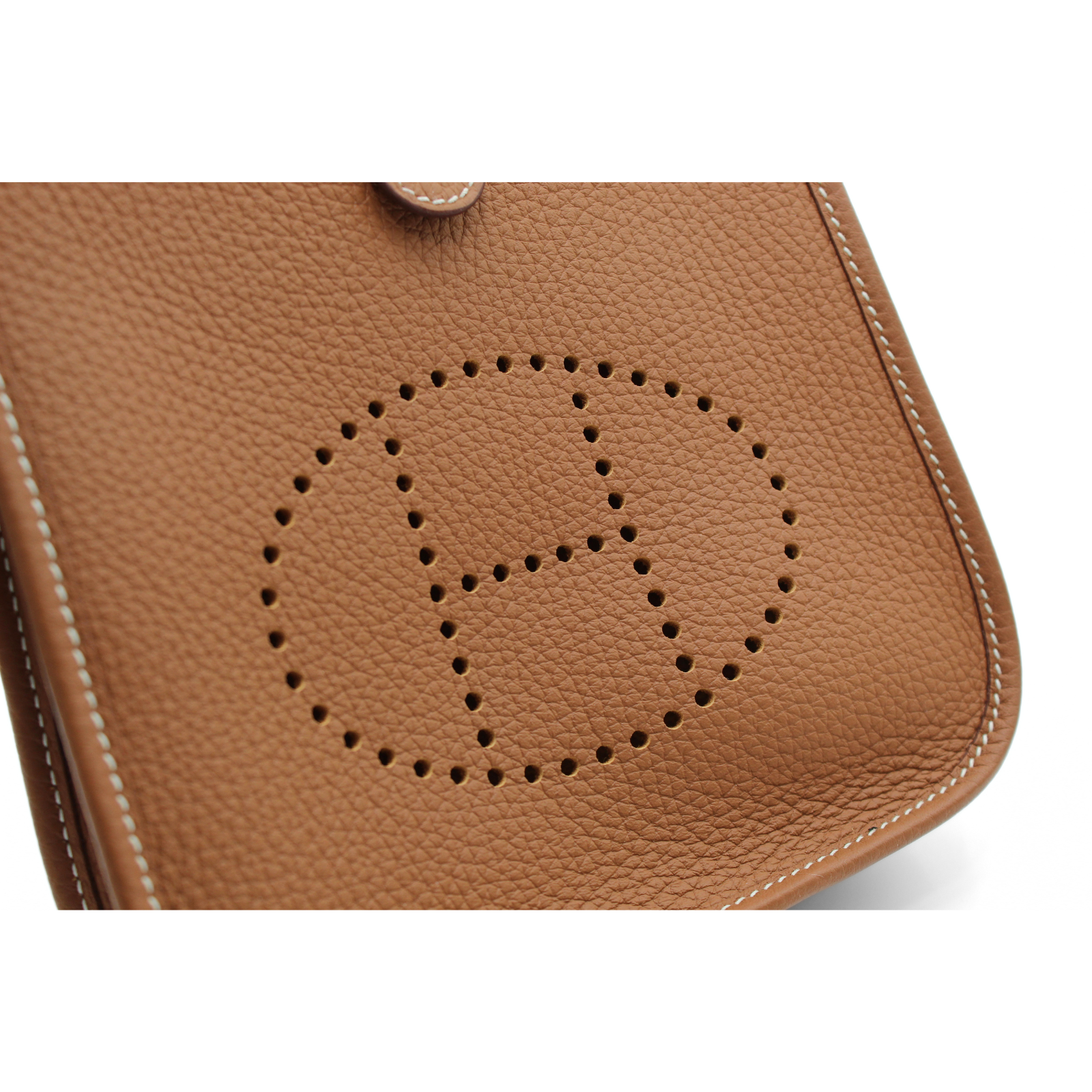 Evelyne Amazone 16 Taurillon Clemence Gold Crossbody Bag
