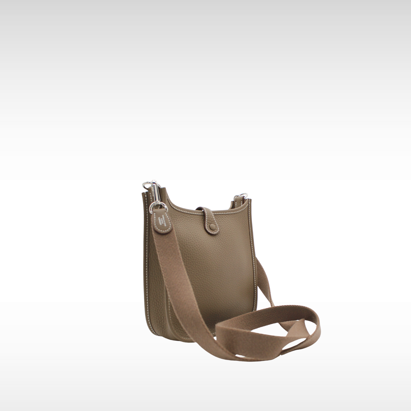 Evelyne Amazone 16 Taurillon Clemence Etoupe Crossbody