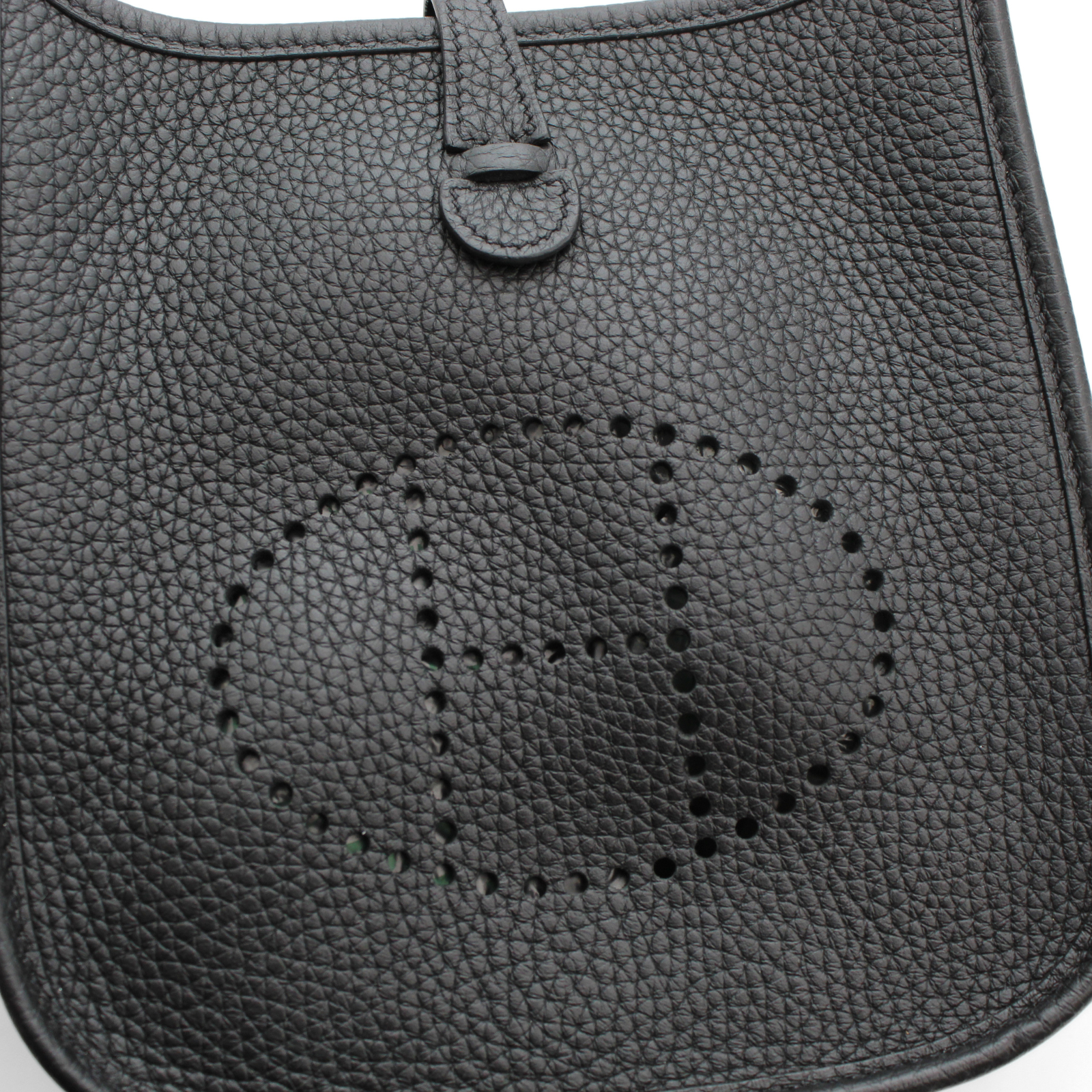 Evelyne Amazone 16 Taurillon Clemence Black Crossbody Bag