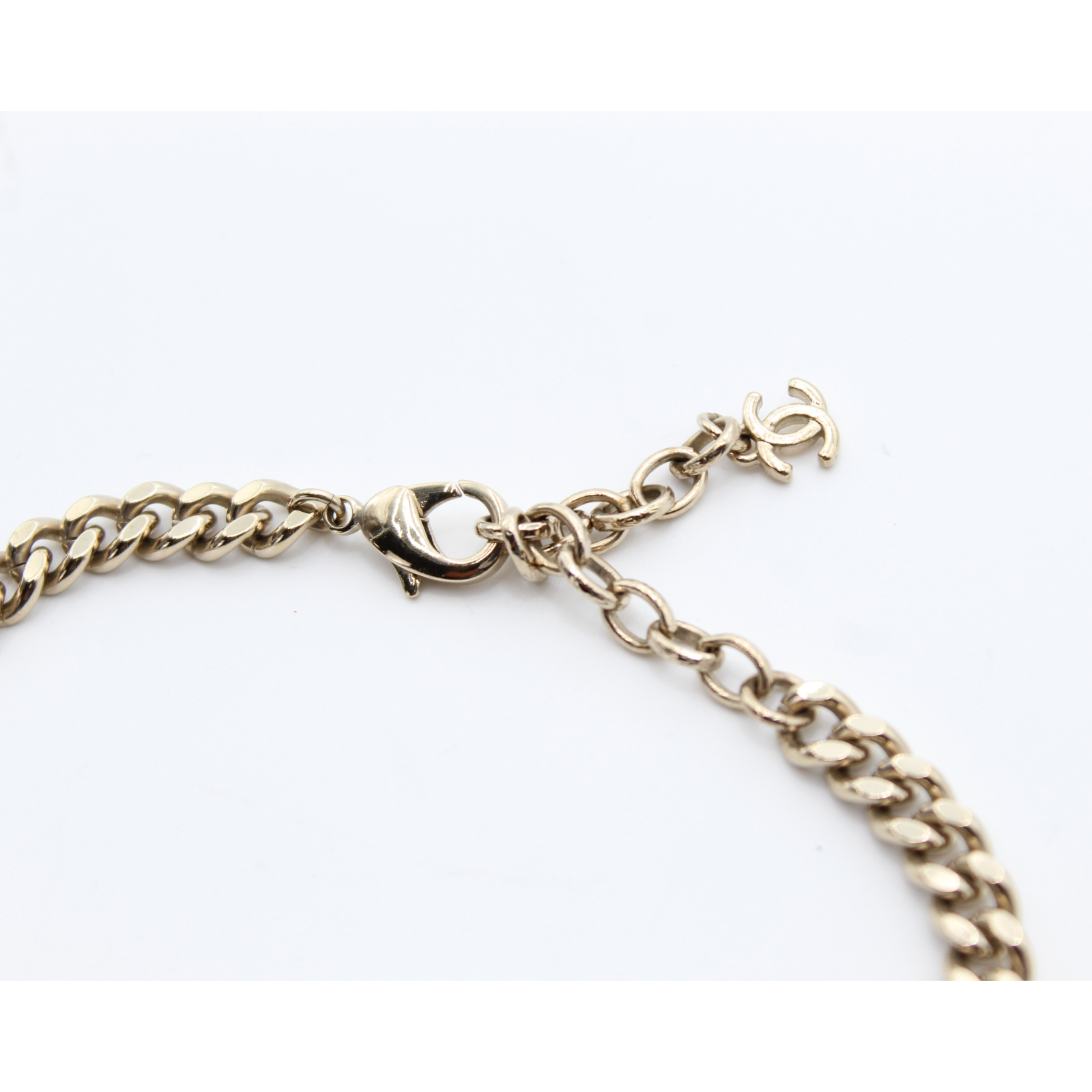 Metal Black Necklace