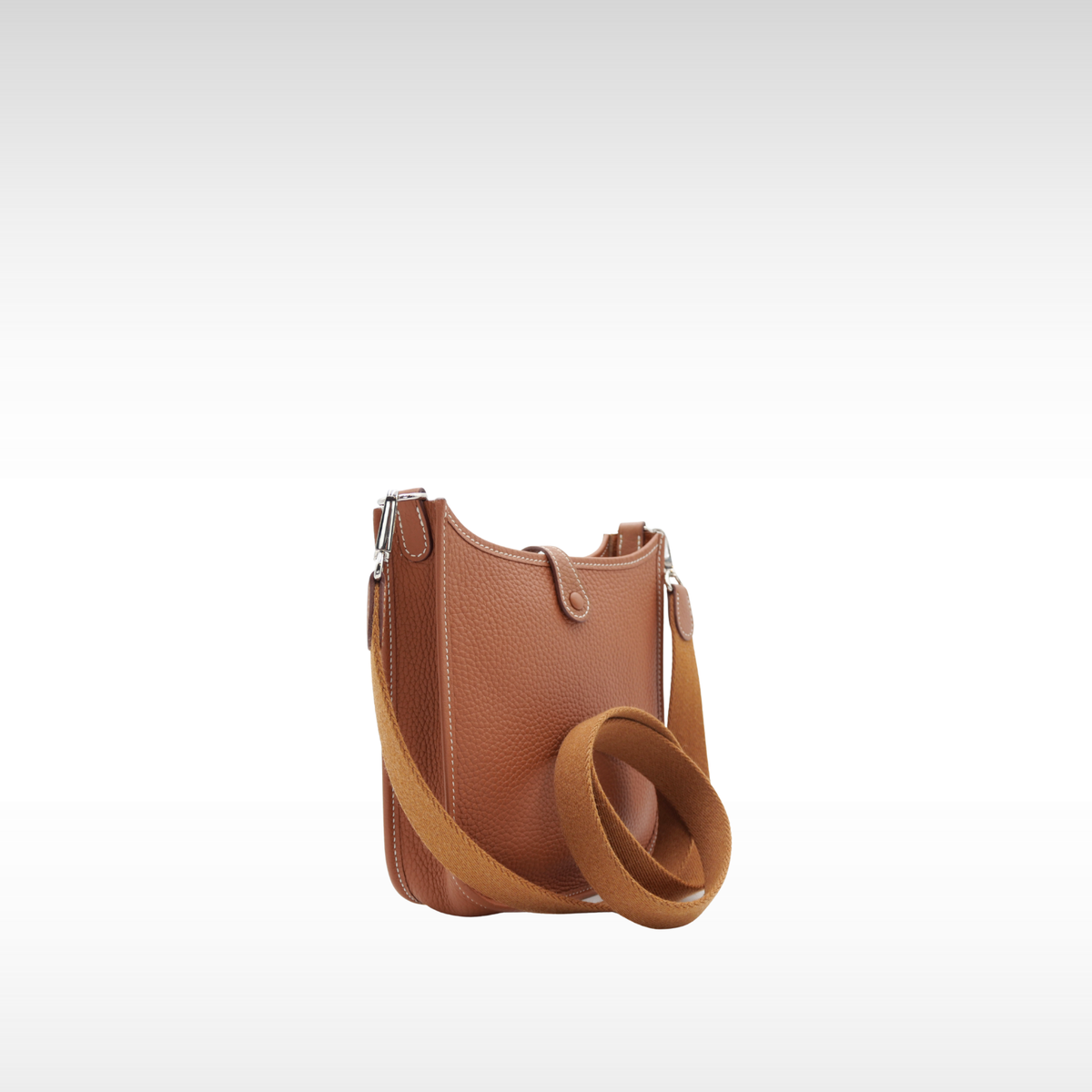Evelyne Amazone 16 Taurillon Clemence Gold Crossbody Bag