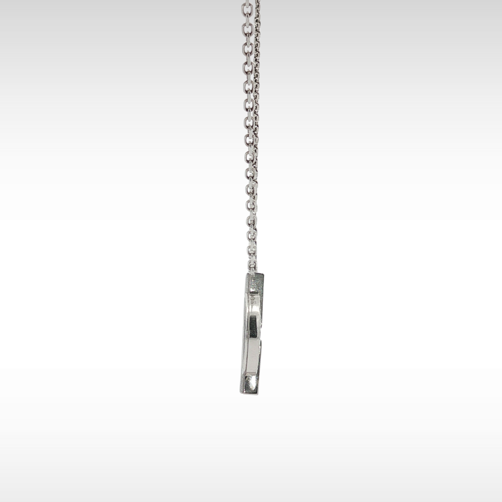 Imaria White Gold Necklace