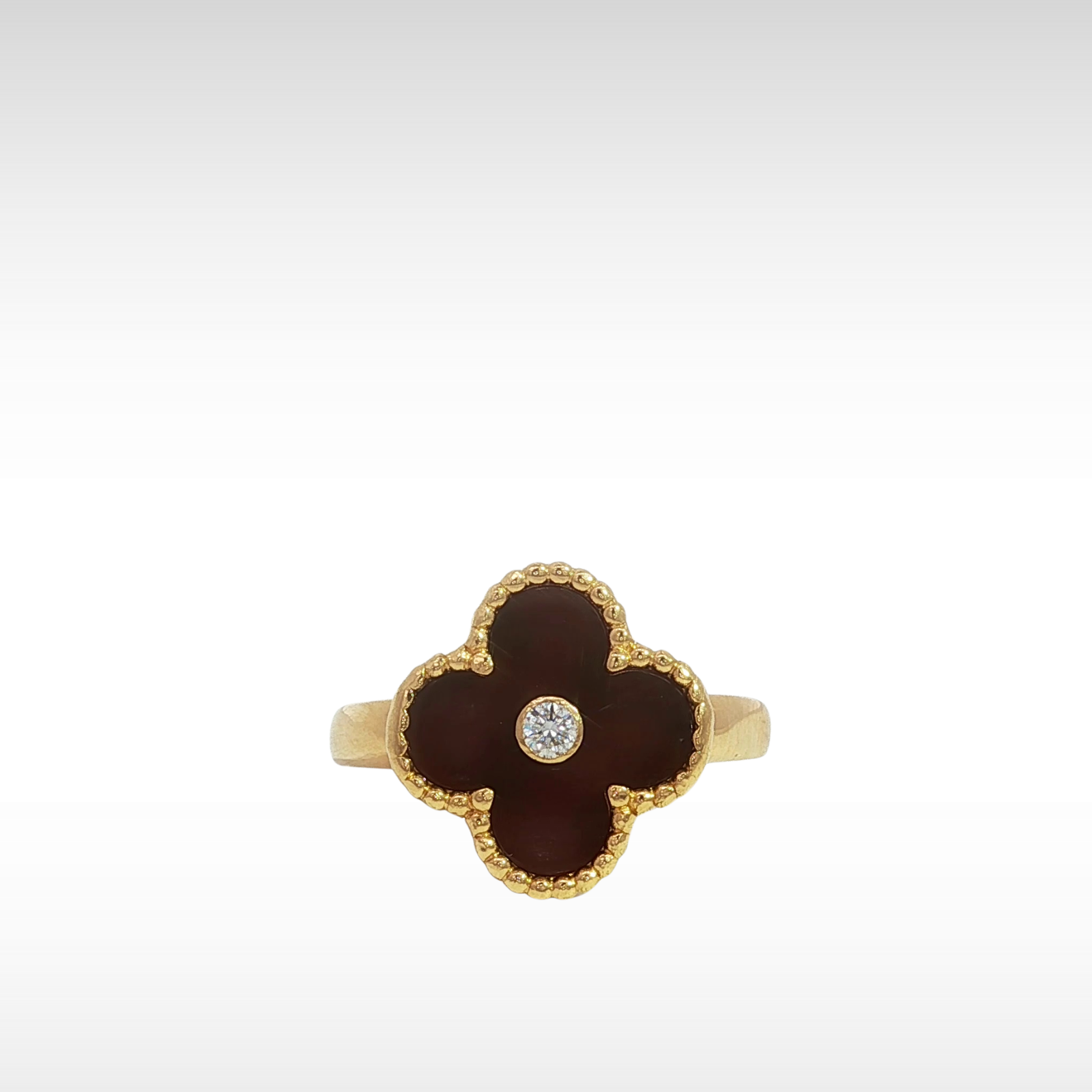 Vintage Alhambra Carnelian Yellow Gold Ring 55 / 7.25