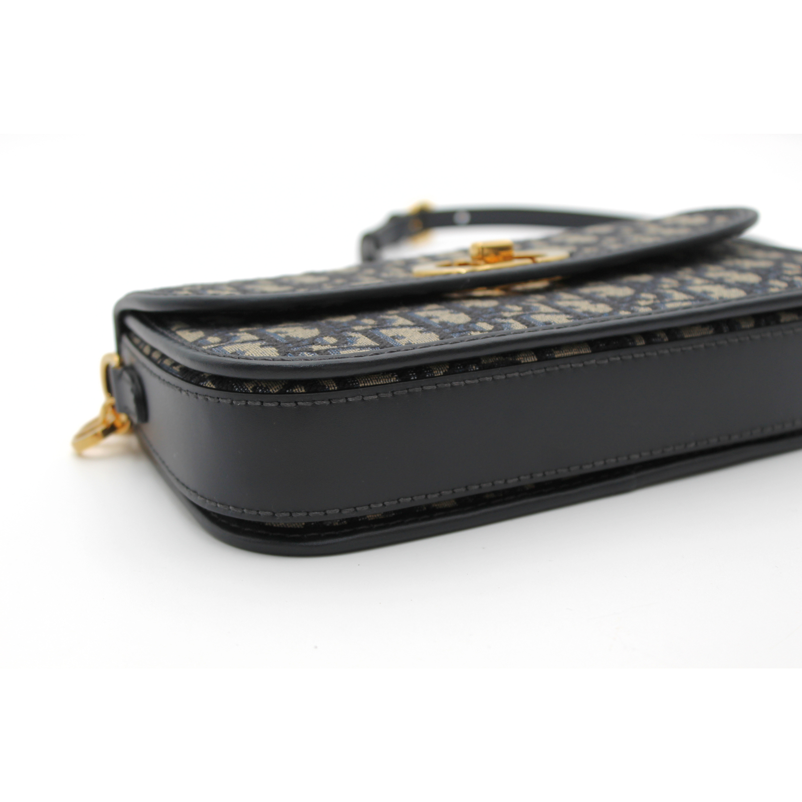30 Montaigne Avenue Oblique Canvas Shoulder Bag