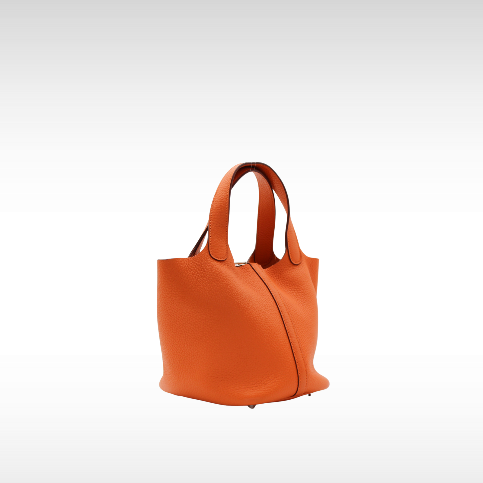 Picotin Lock 18 Taurillon Clemence Orange Handbag