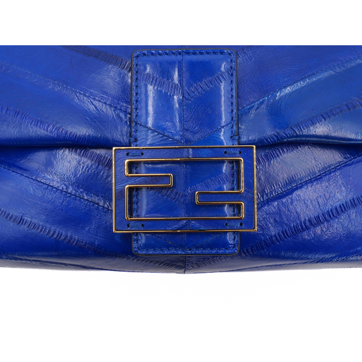 Baguette Medium Soft Myxine Shoulder Bag