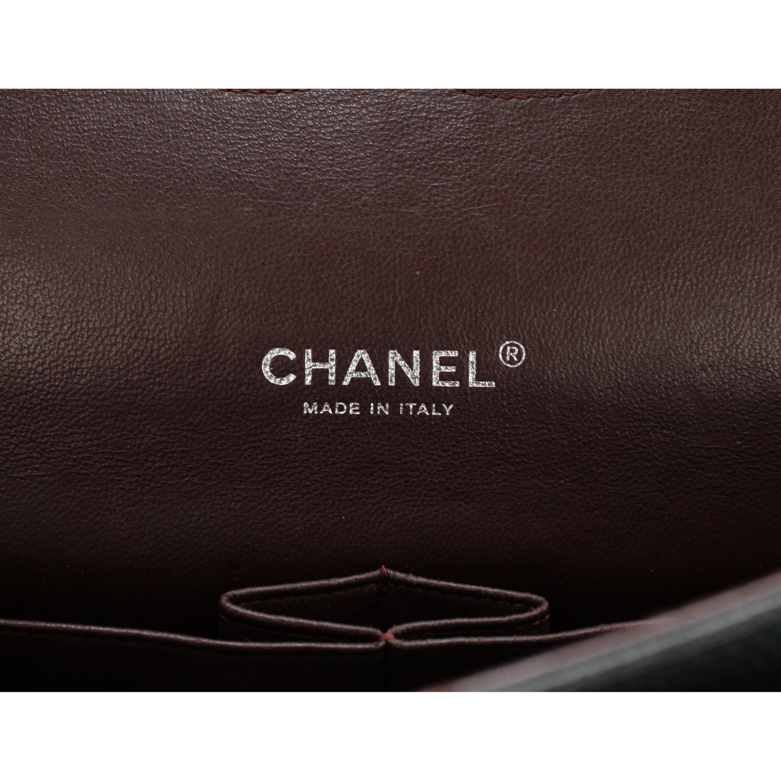 Classic Maxi Caviar Black Shoulder Bag