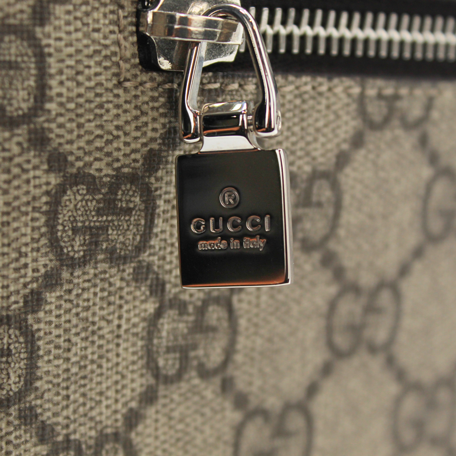GG-Supreme Beige Coated Canvas Handbag