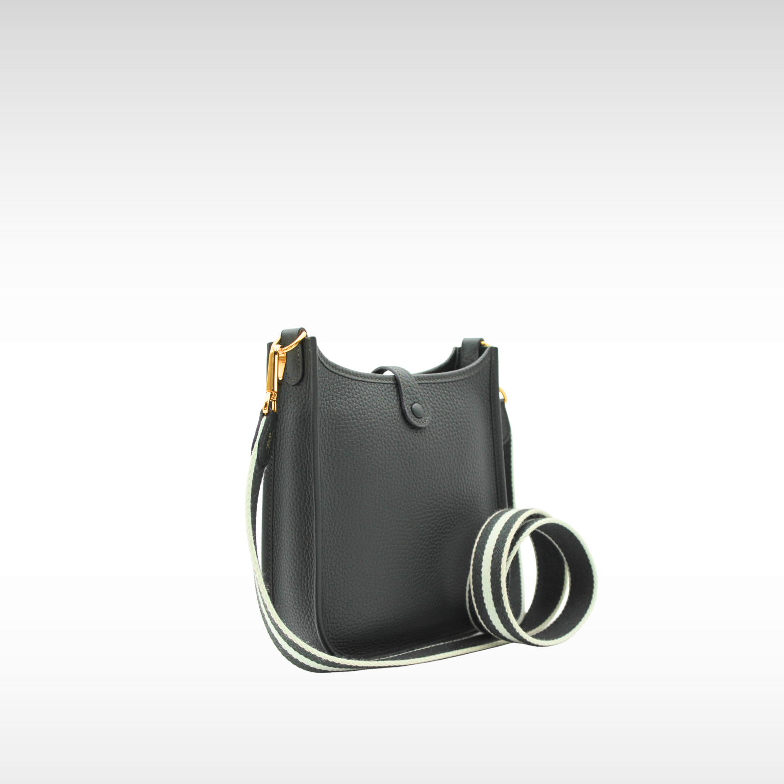 Evelyne Amazone 16 Taurillon Clemence Vert Fonce Crossbody Bag