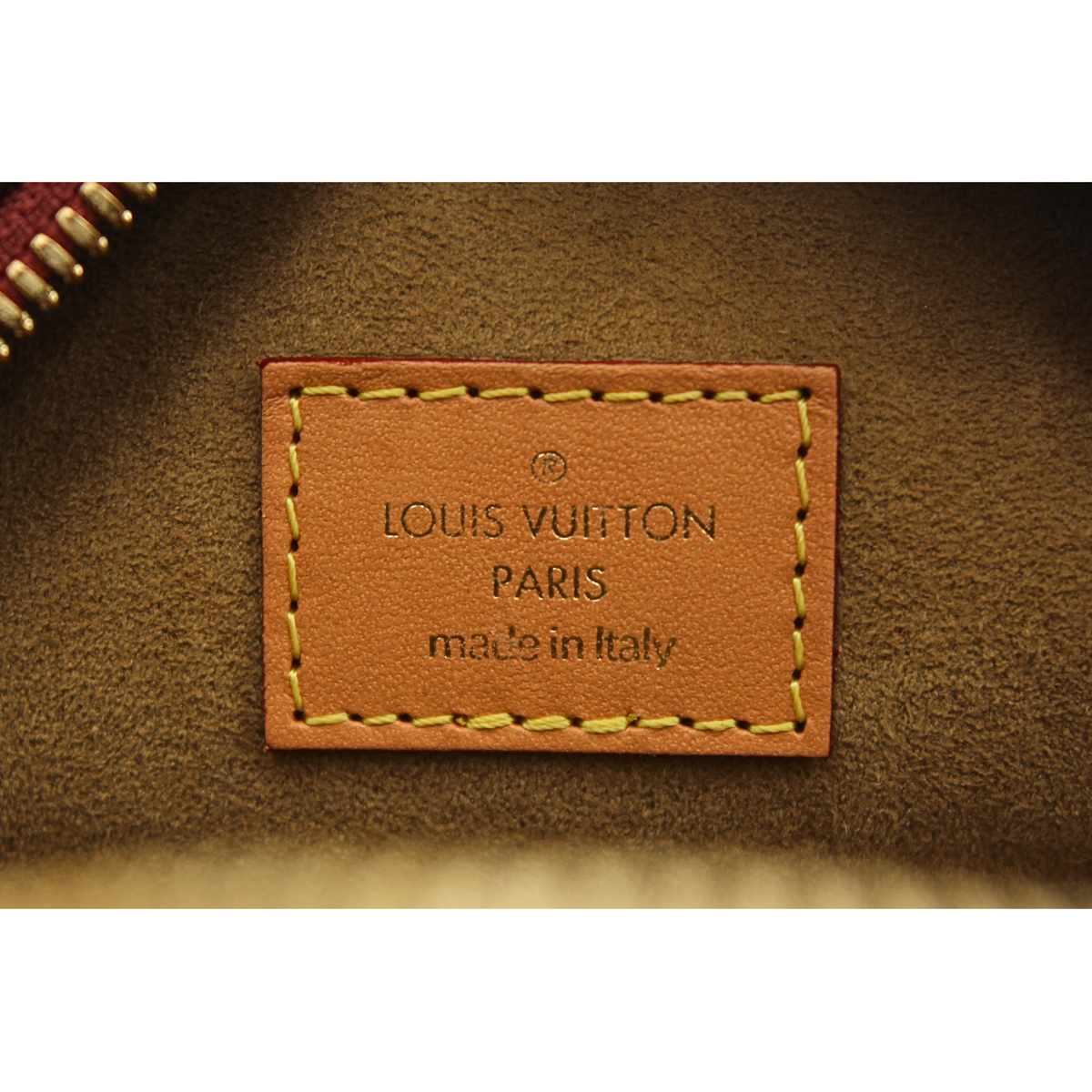 Boite Chapeau Souple MM Monogram Crossbody Bag