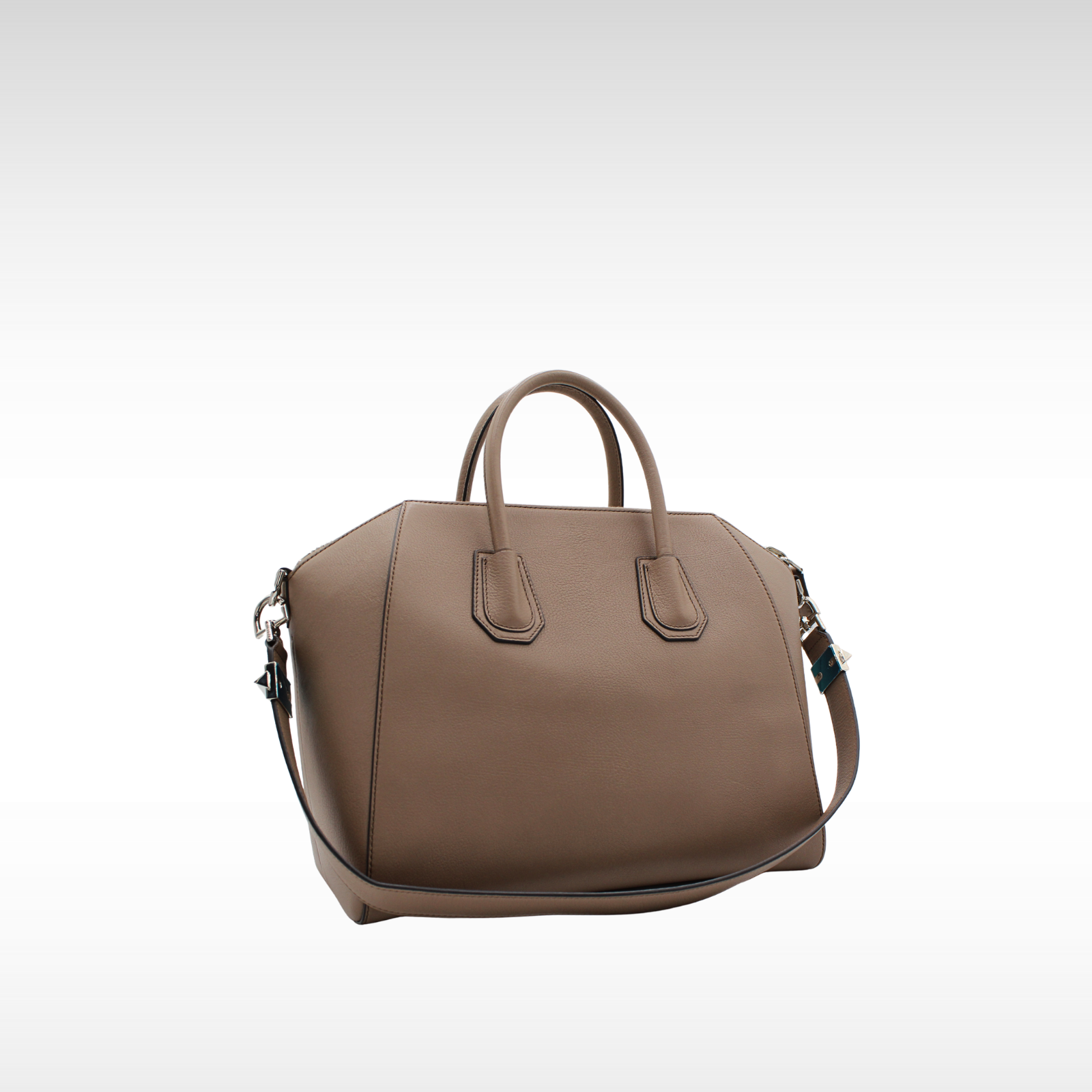 Antigona Medium Goat Handbag