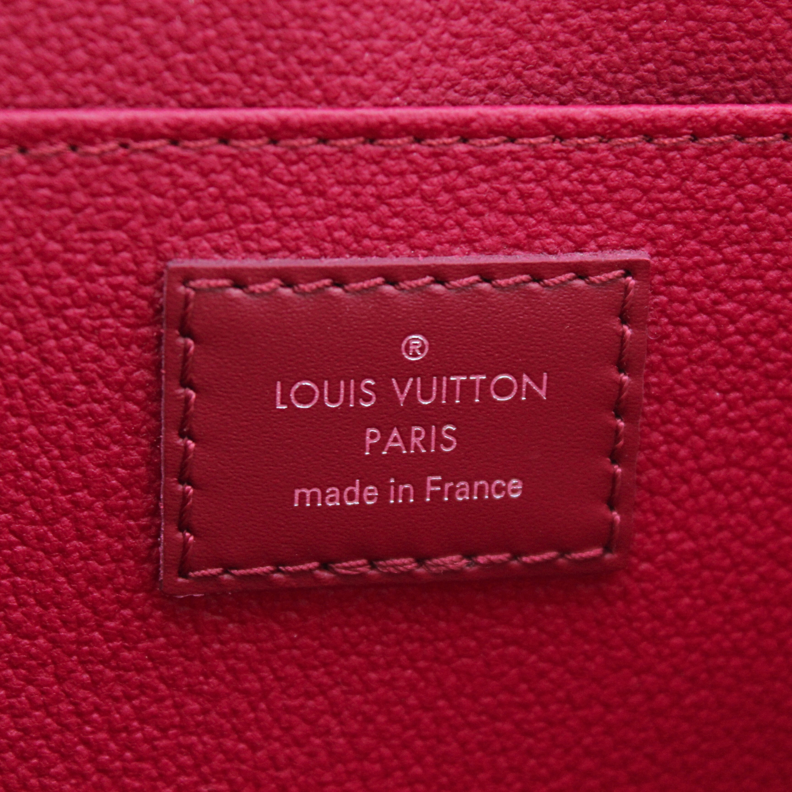Pochette Toiletry 26 Epi Pouch