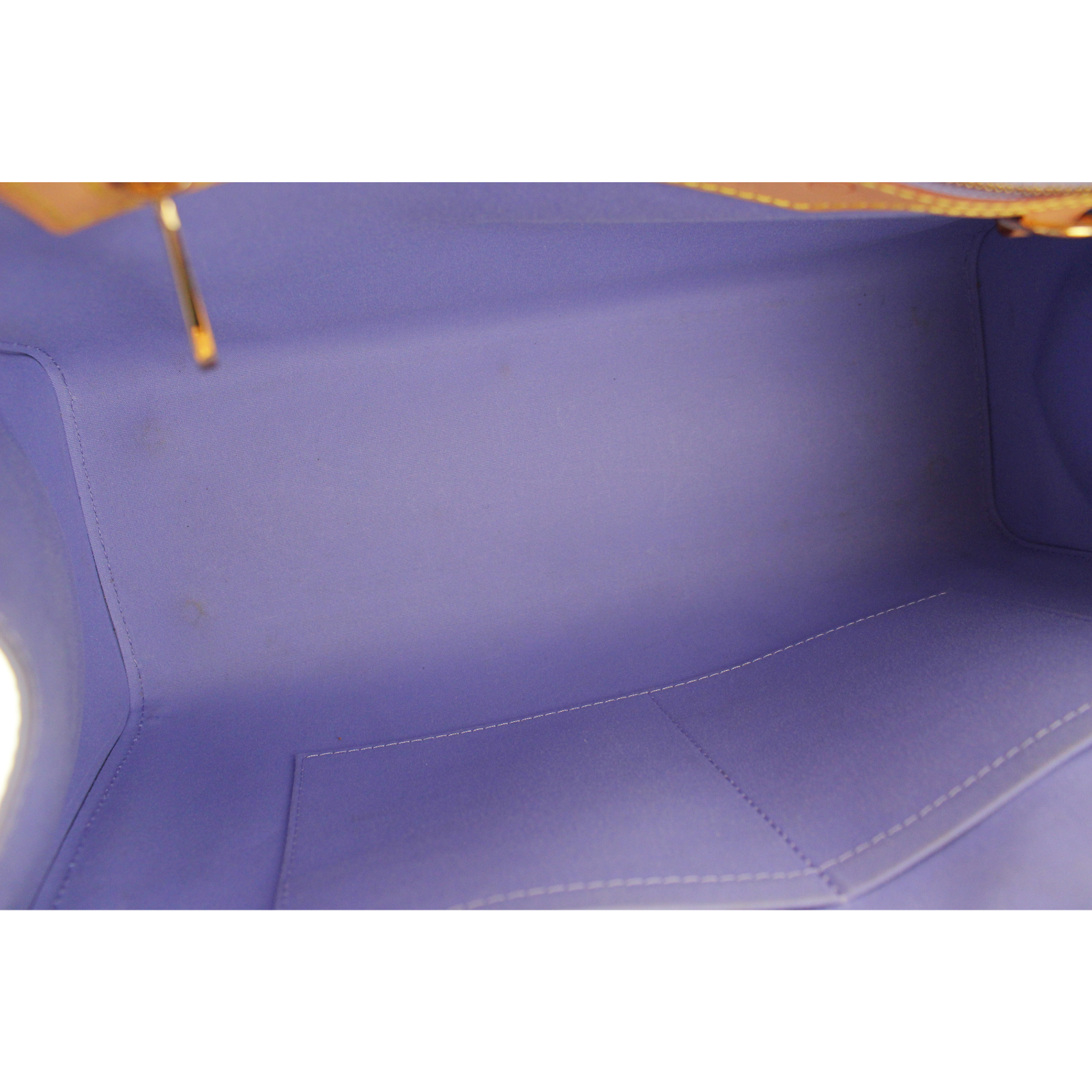 Brea MM Vernis Enamel Lilas Handbag
