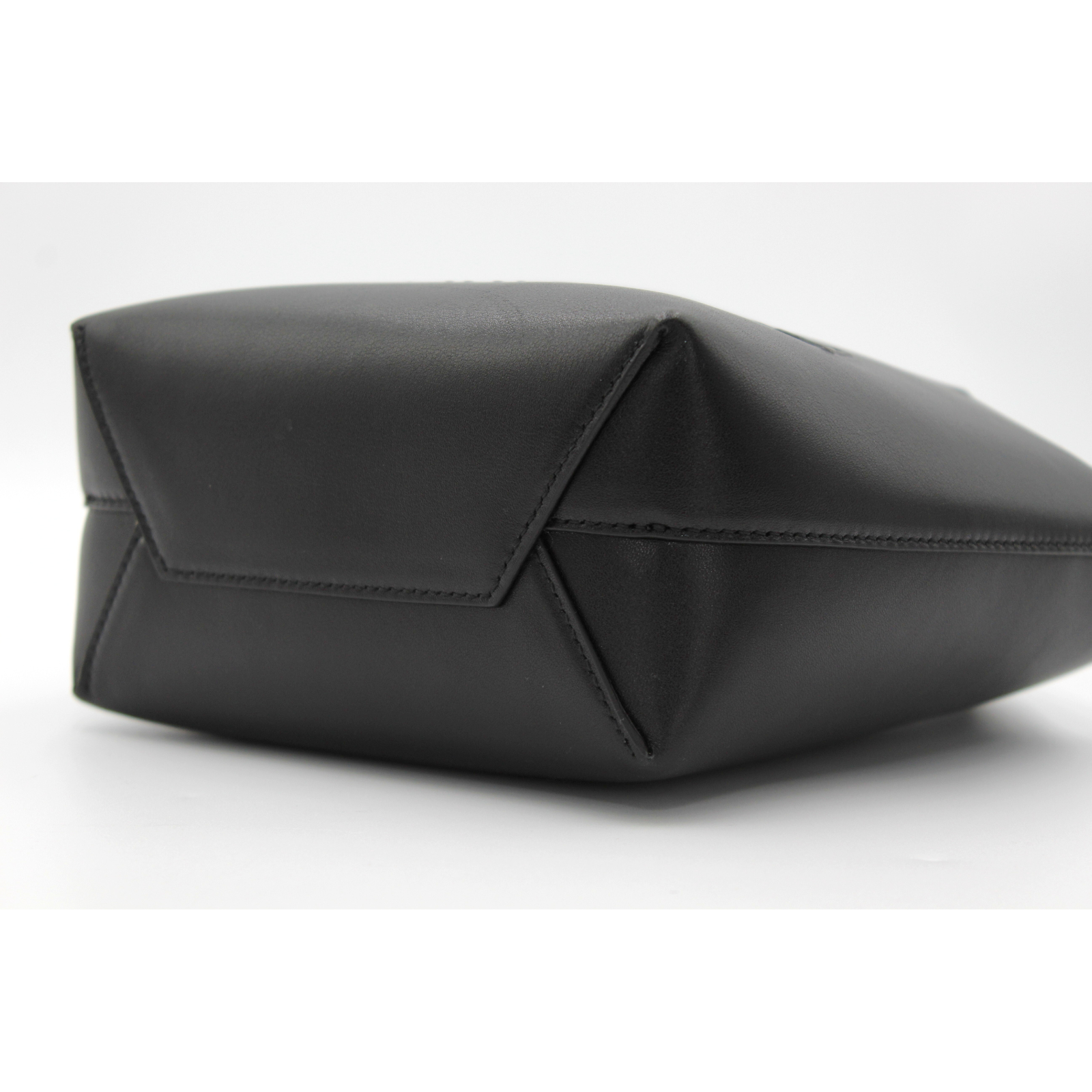 Mary Kate XS Calf Black Handbag