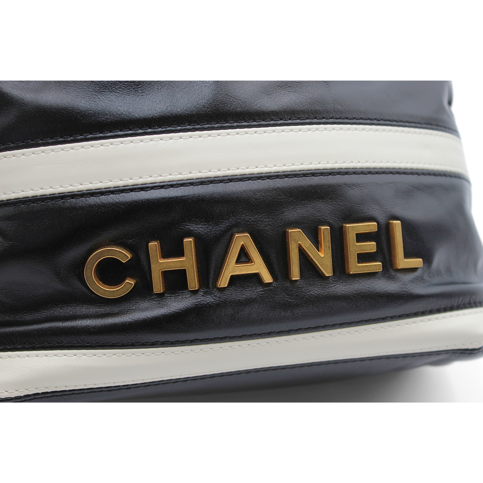 Chanel 22 Mini Calf Black Handbag