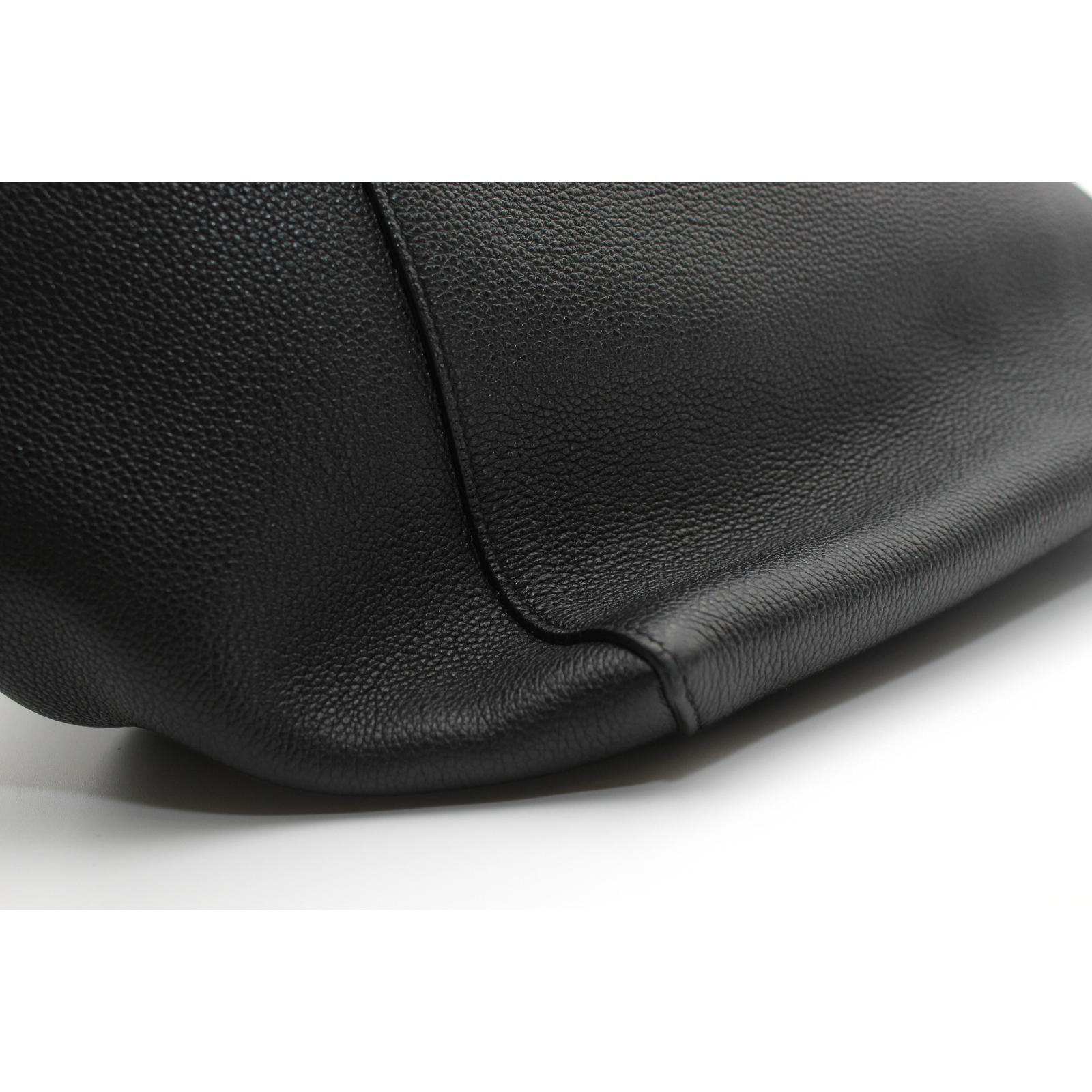 Cabas Phantom Medium Calf Tote Bag