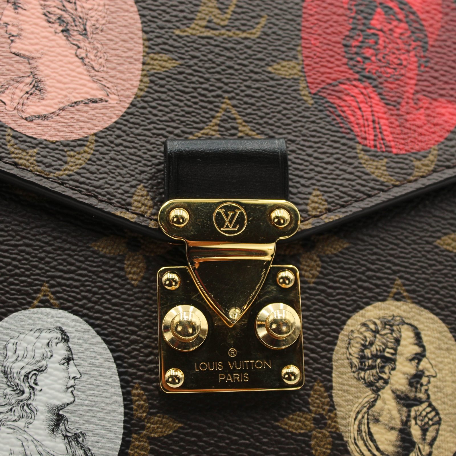 Pochette Metis MM Monogram Fornasetti Cameo Handbag