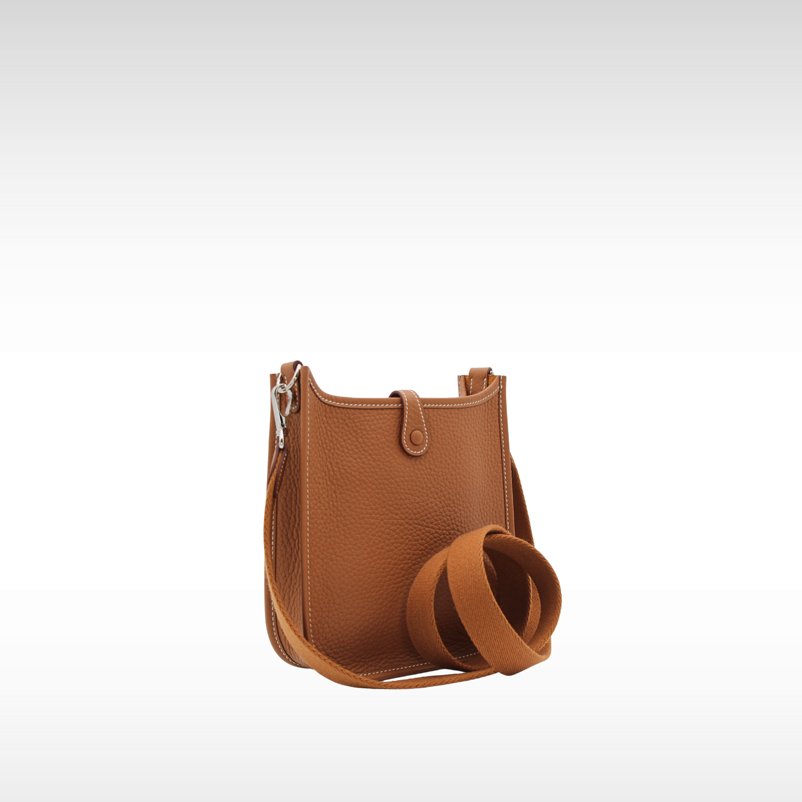 Evelyne Amazone 16 Taurillon Clemence Gold Crossbody Bag
