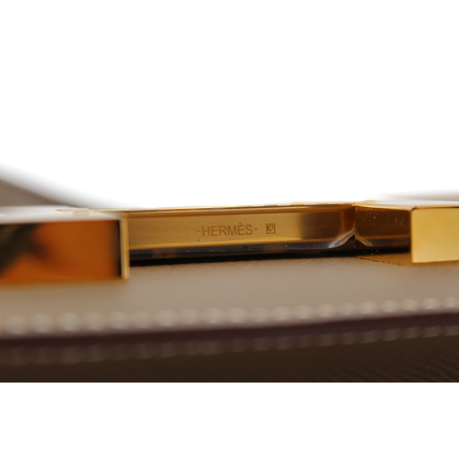 Constance 1 24 Epsom Etoupe