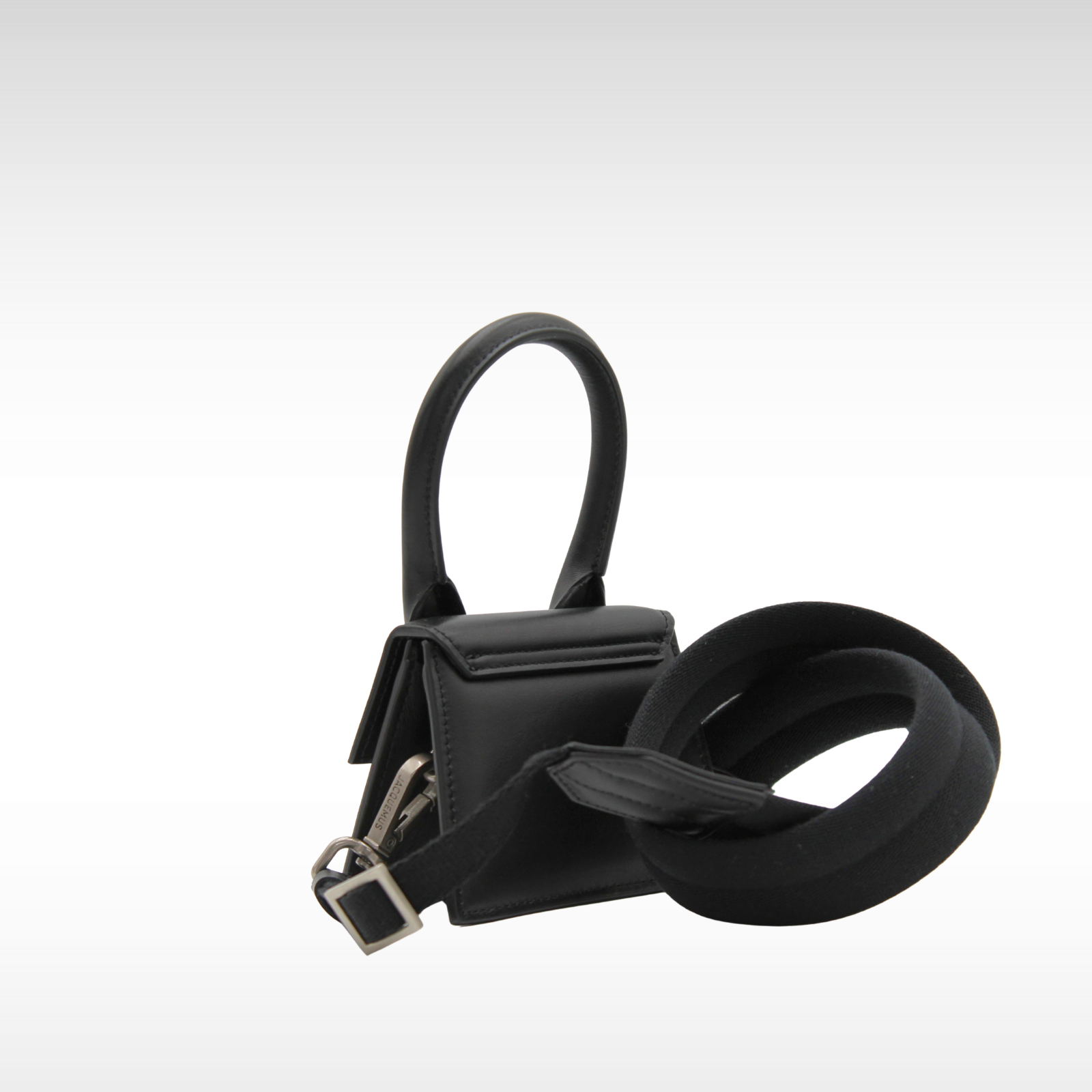 Le Chiquito Mini Calf Handbag