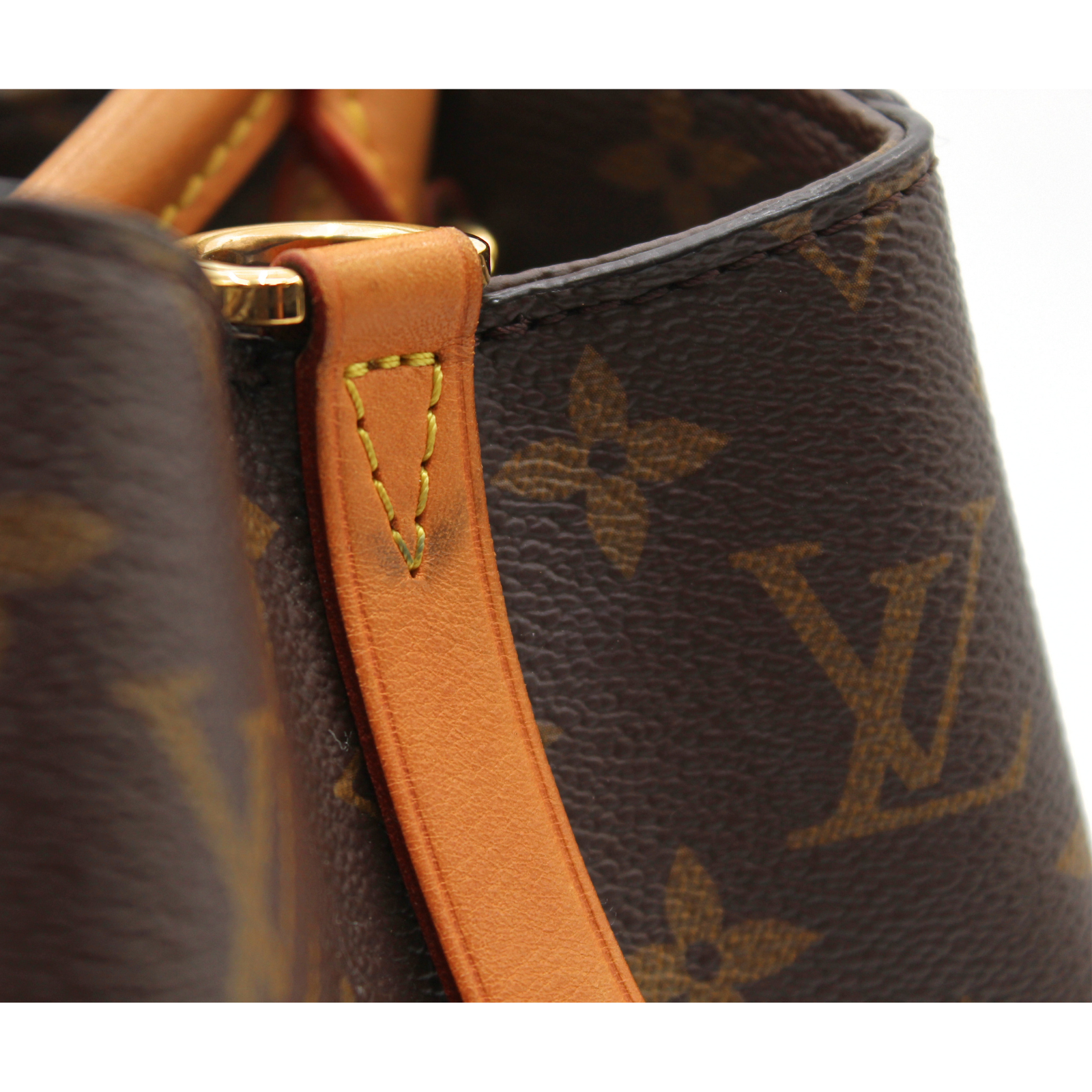 Montaigne MM Monogram Coated Canvas Marron Handbag