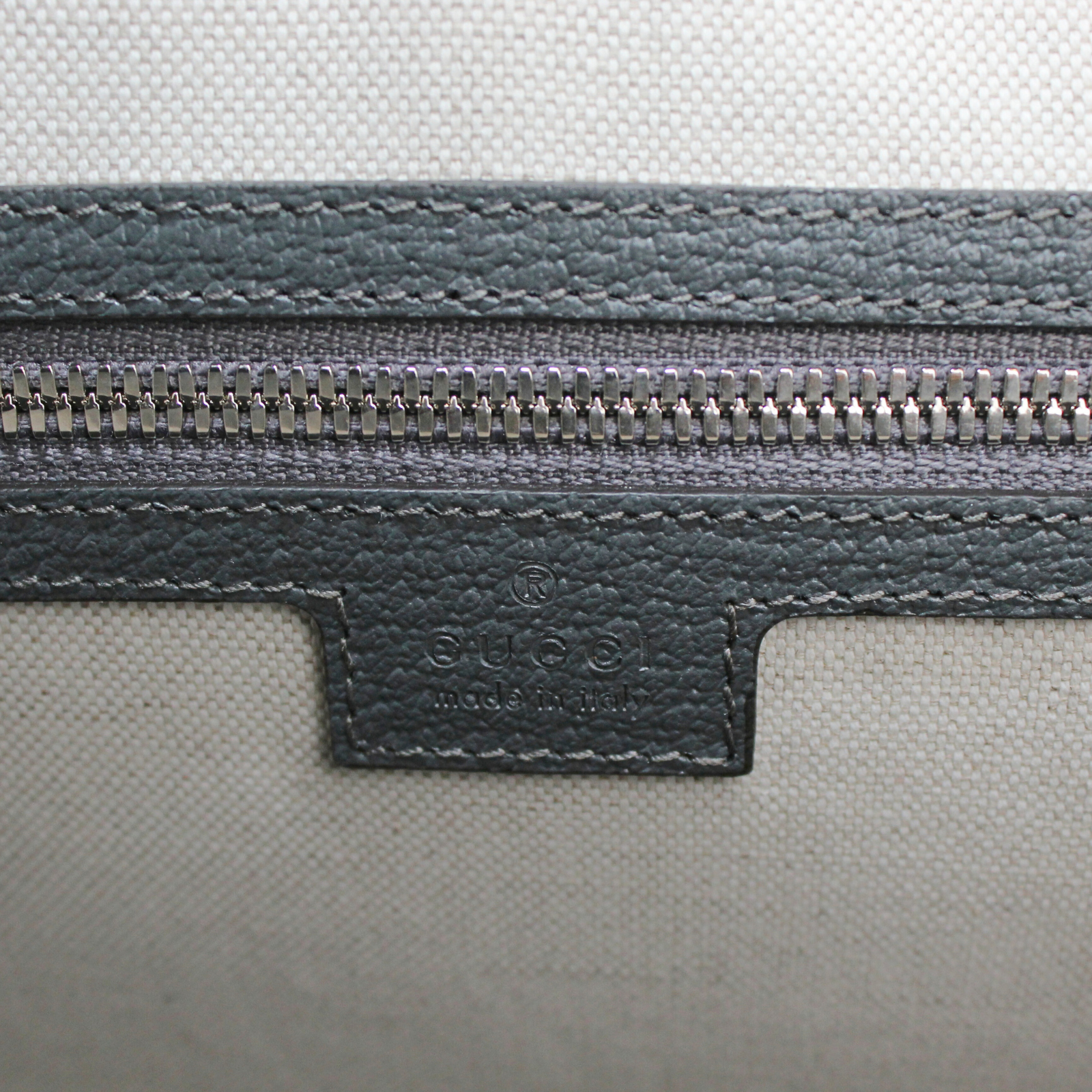 Ophidia M GG-Supreme Coated Canvas Gray Tote Bag