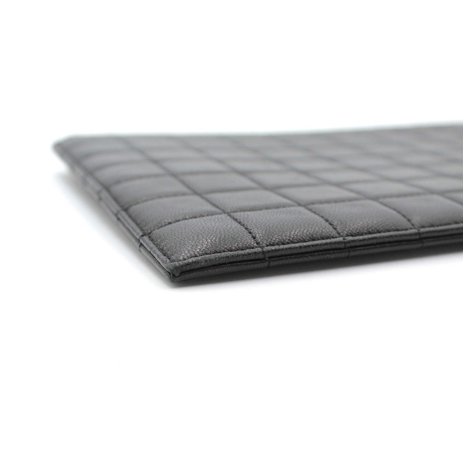 Lamb Black Pouch