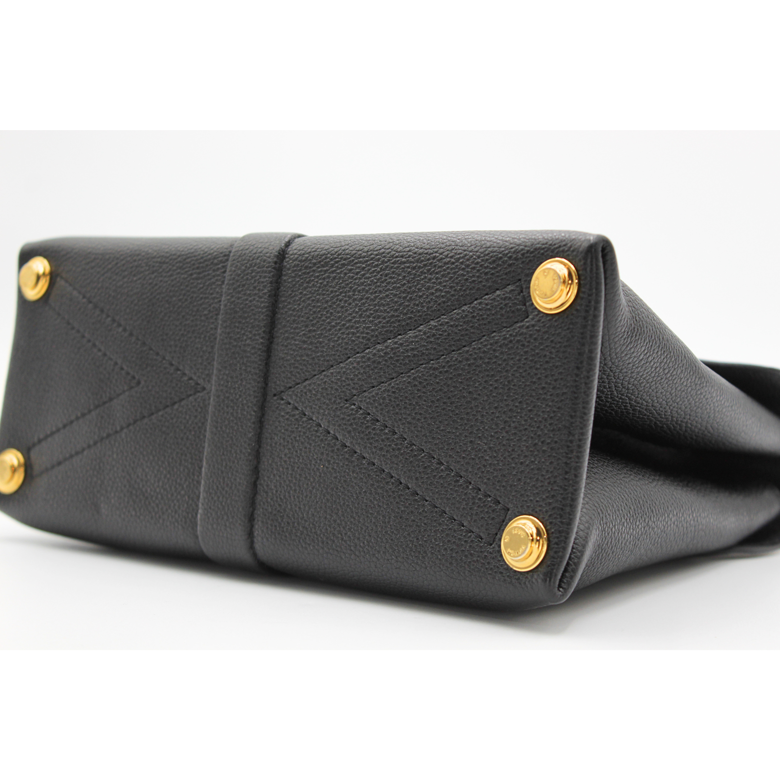Rose Des Vents PM Calf Black Handbag