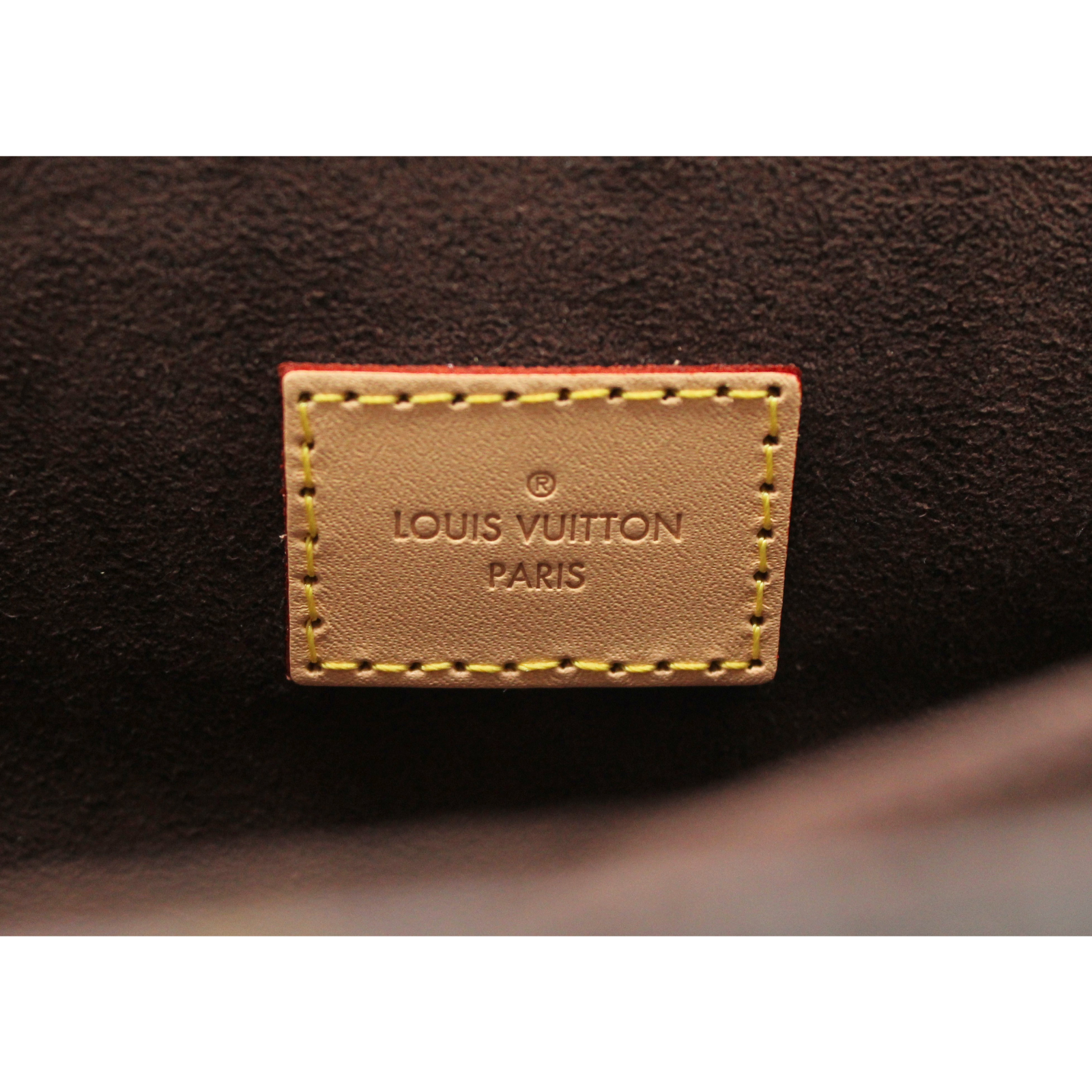 Pochette Metis MM Monogram Handbag