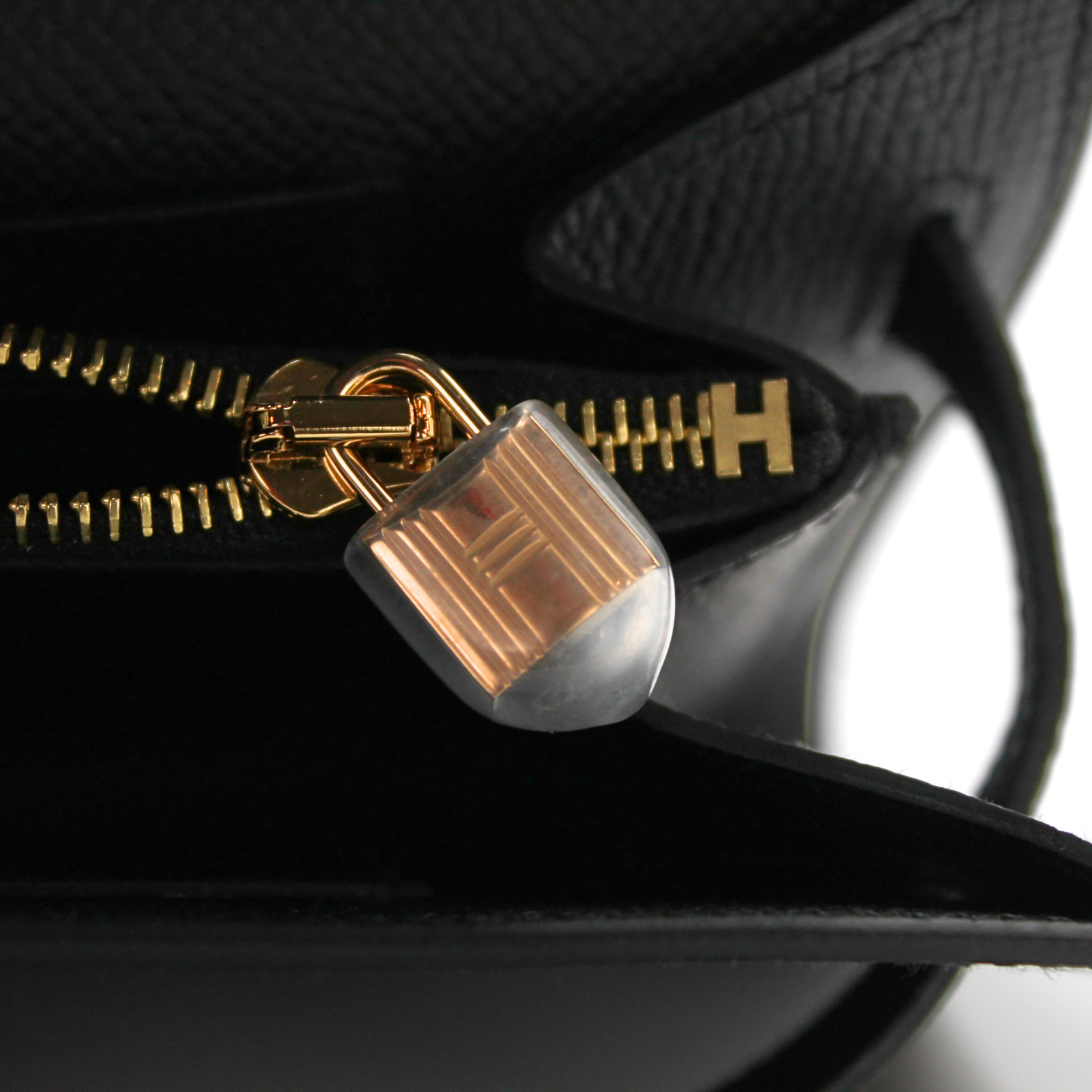 Kelly To Go Epsom Black Wallet on Chain