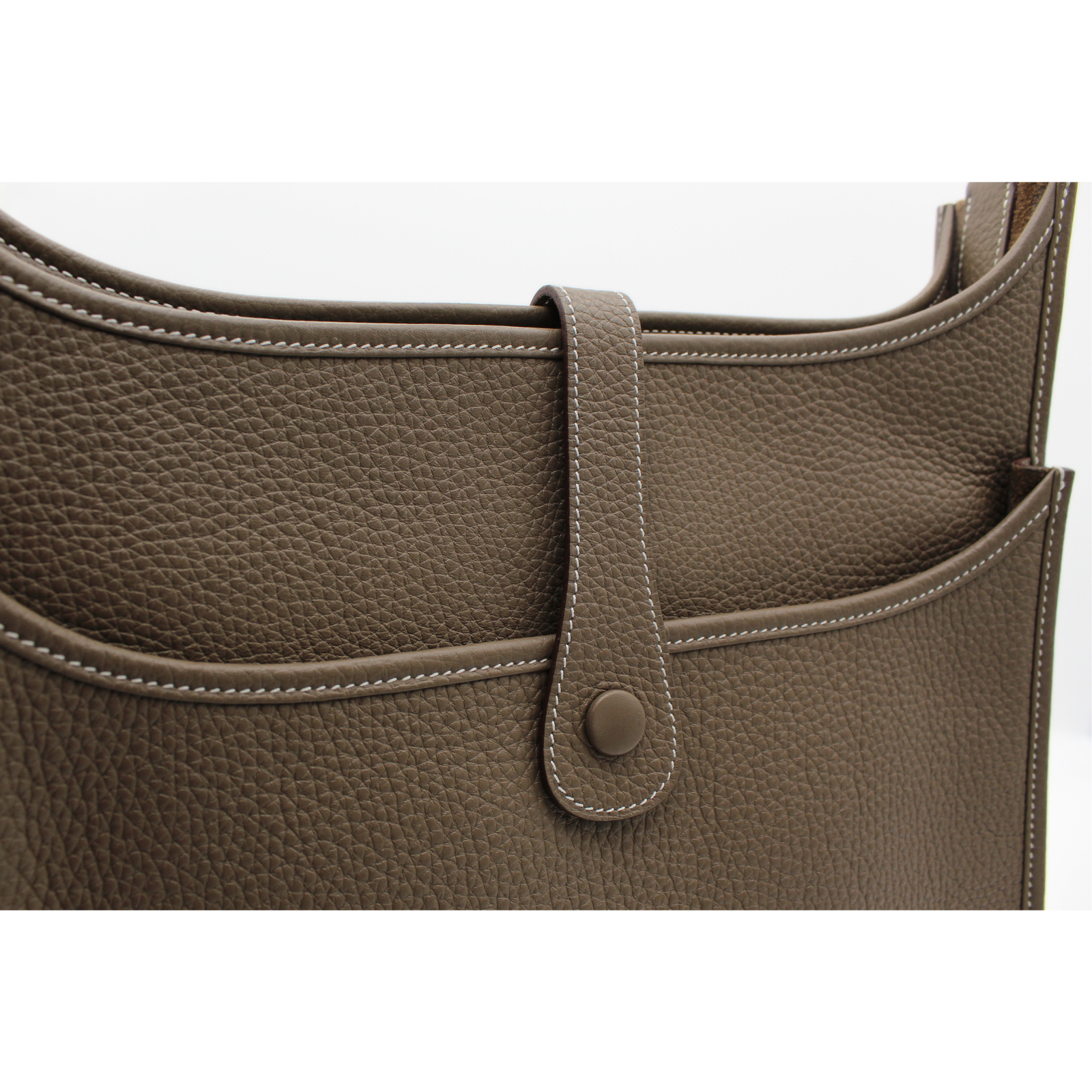 Evelyne III GM Taurillon Clemence Etoupe Crossbody Bag